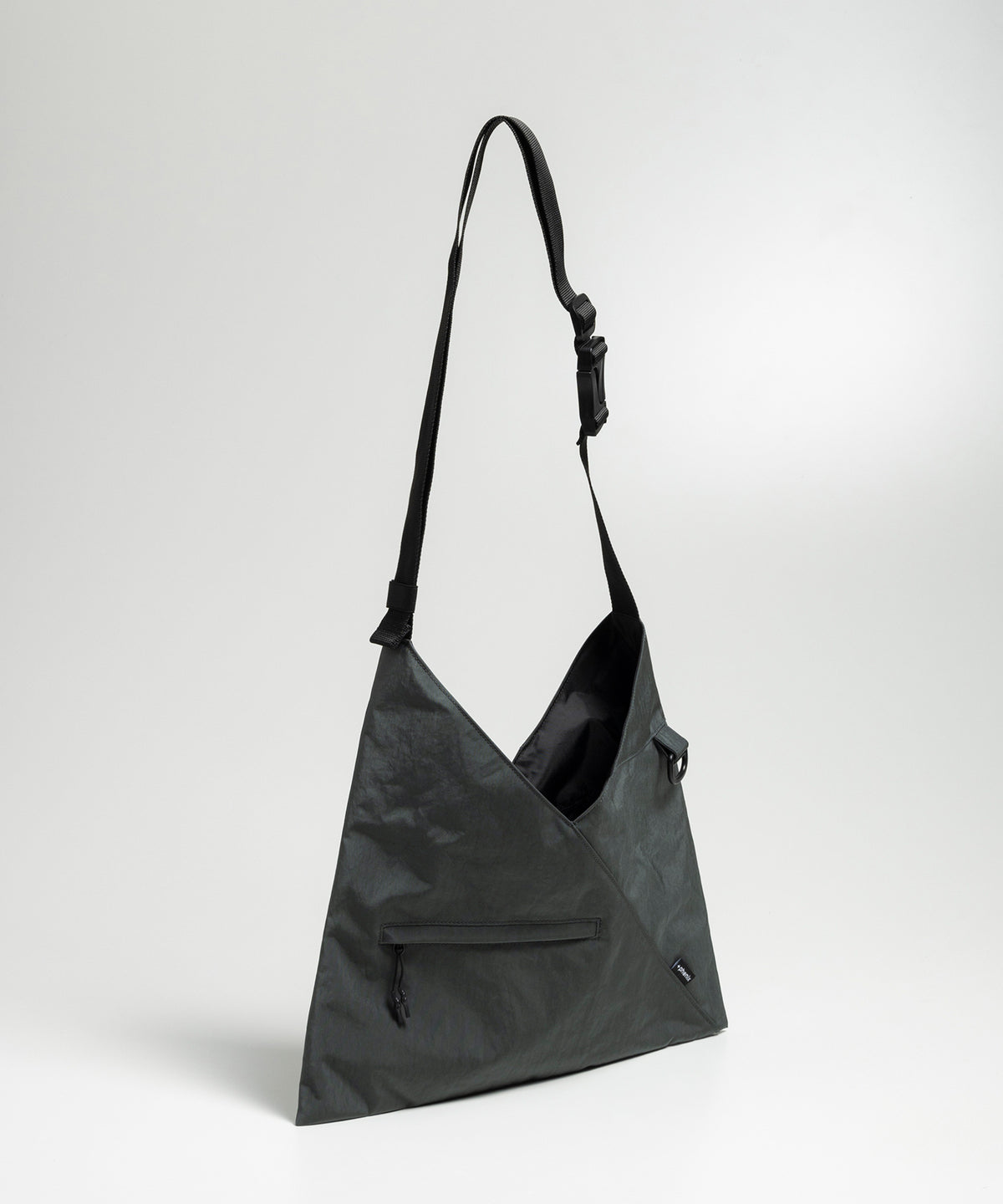 TECH FUROSHIKI BAG / テック フロシキバック