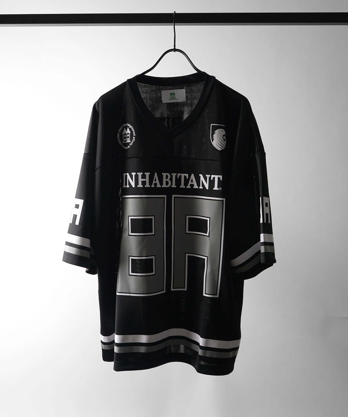 【MENS】ビッグシルエット フロントナンバリングプリント 半袖フットボールTシャツ /inhabitant(インハビタント)