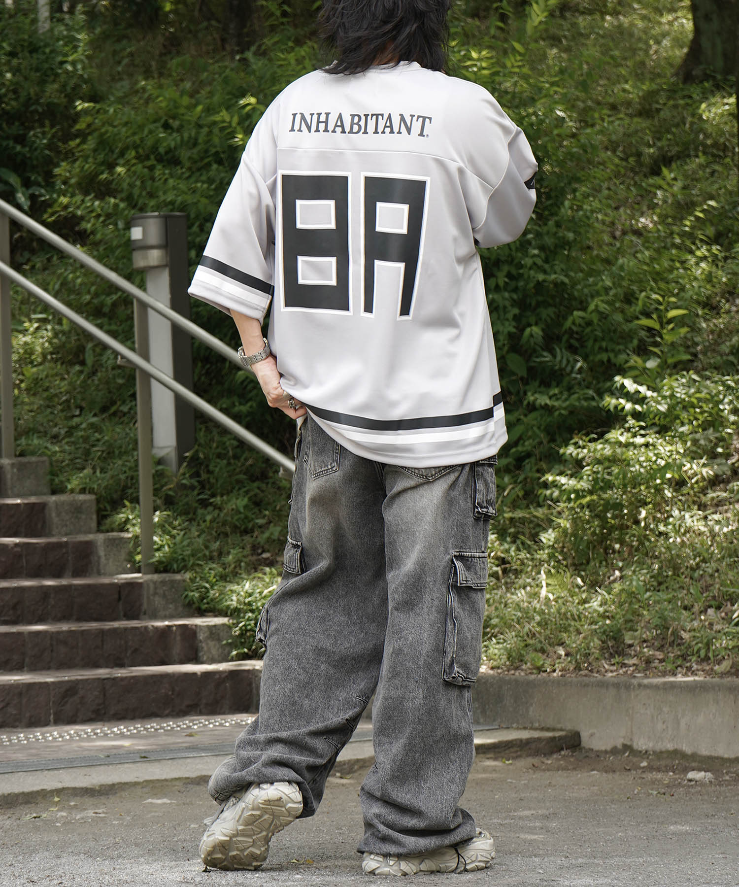 【MENS】ビッグシルエット フロントナンバリングプリント 半袖フットボールTシャツ /inhabitant(インハビタント)