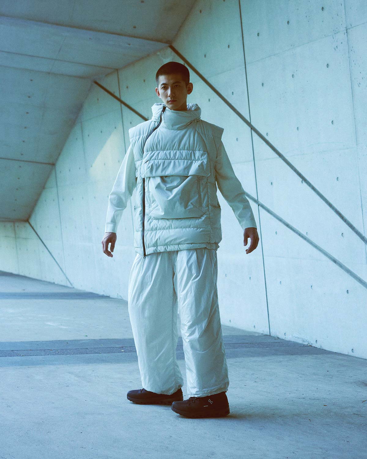 【MENS】ワイドパンツ 中綿入りロングパンツ Insulated air wide pants / Brilliance shade down proof / アルクフェニックス