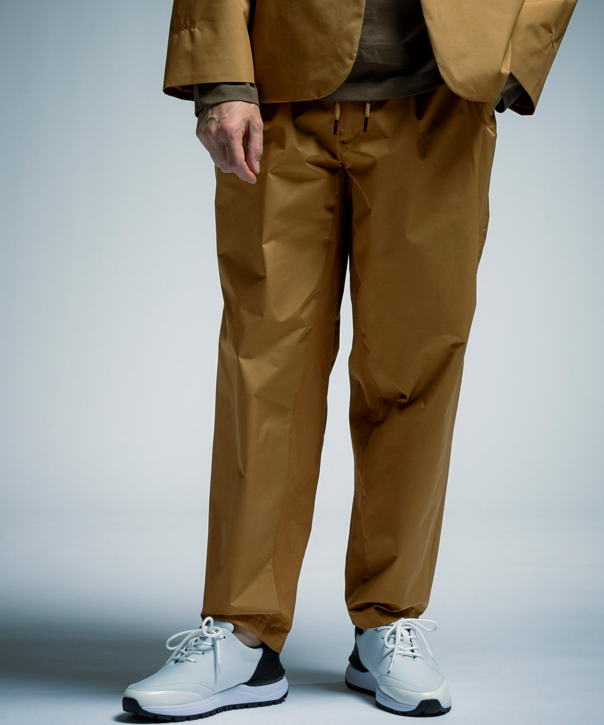 【10月中旬お届け予約商品】TRAVEL WIDE SLACKS トラベルワイドスラックス / WINDSTOPPER® PRODUCTS BY GORE-TEX LABS