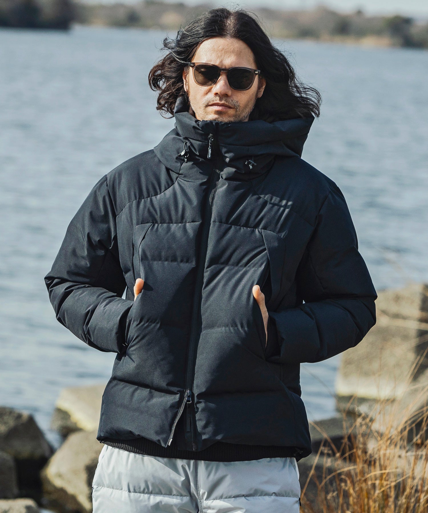 【MENS】FUSED QUILTING DOWN JACKET ヒューズド キルティング ダウンジャケット ウィンドストッパー / WINDSTOPPER(R) プロダクト by GORE TEX LABS +phenix(プラスフェニックス)