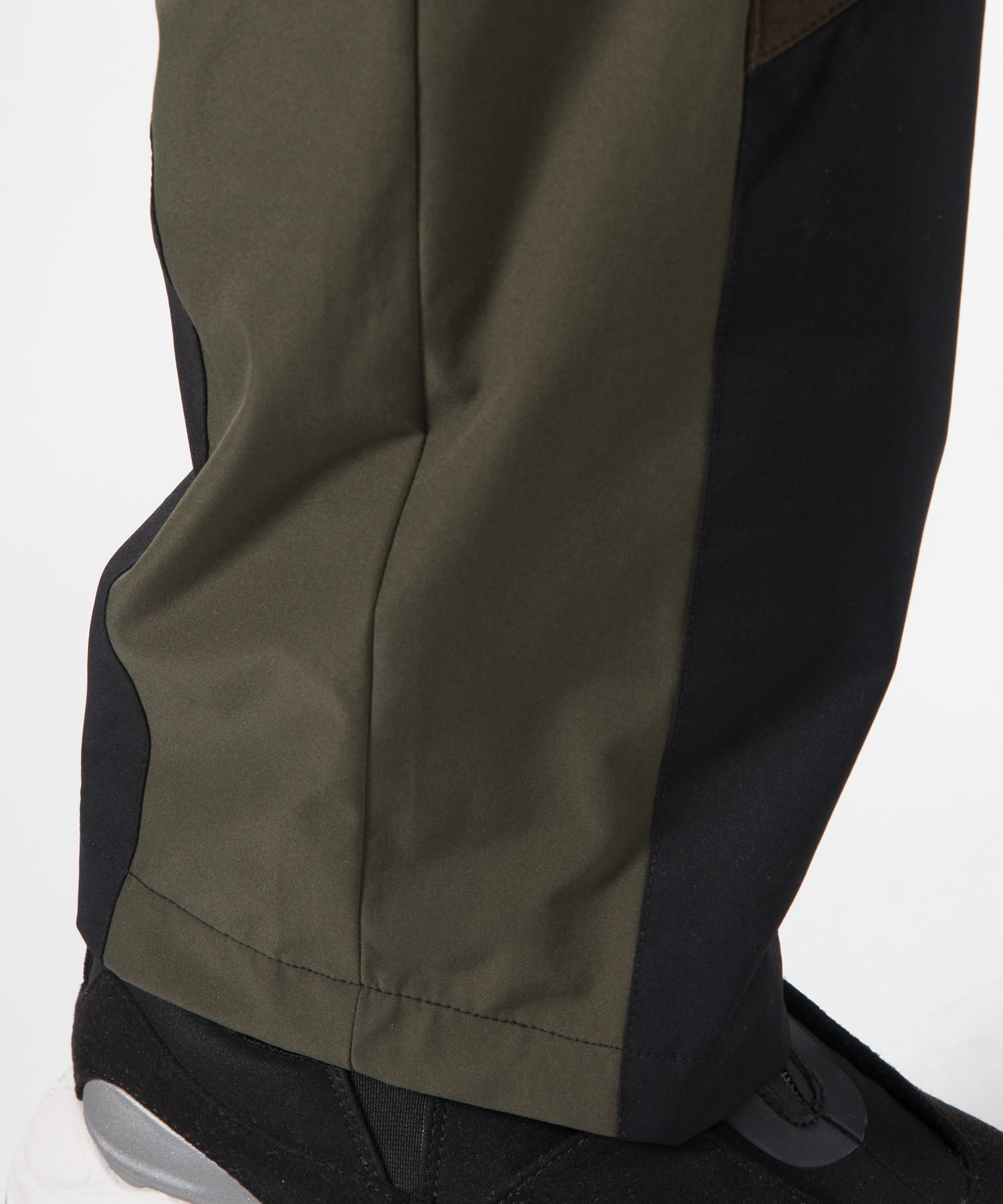 【MENS】ロングパンツ Color Combination Pants テックウェア アーバンアウトドア 高機能ウェア +phenix(プラスフェニックス)