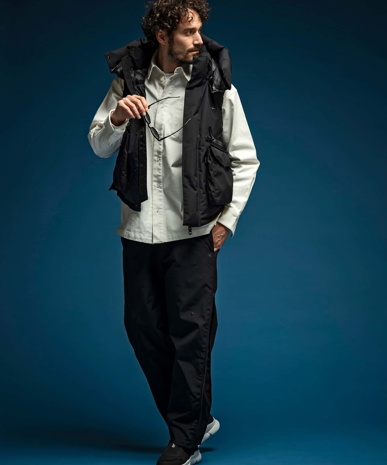 【MENS】フラップポケットダウンベスト WINDSTOPPER(R) プロダクト by GORE-TEX LABS /ウィンドストッパー/ゴアテックス/1PIU1UGUALE3 RELAX × +phenix(ウノピゥウノウグァーレトレ リラックス)
