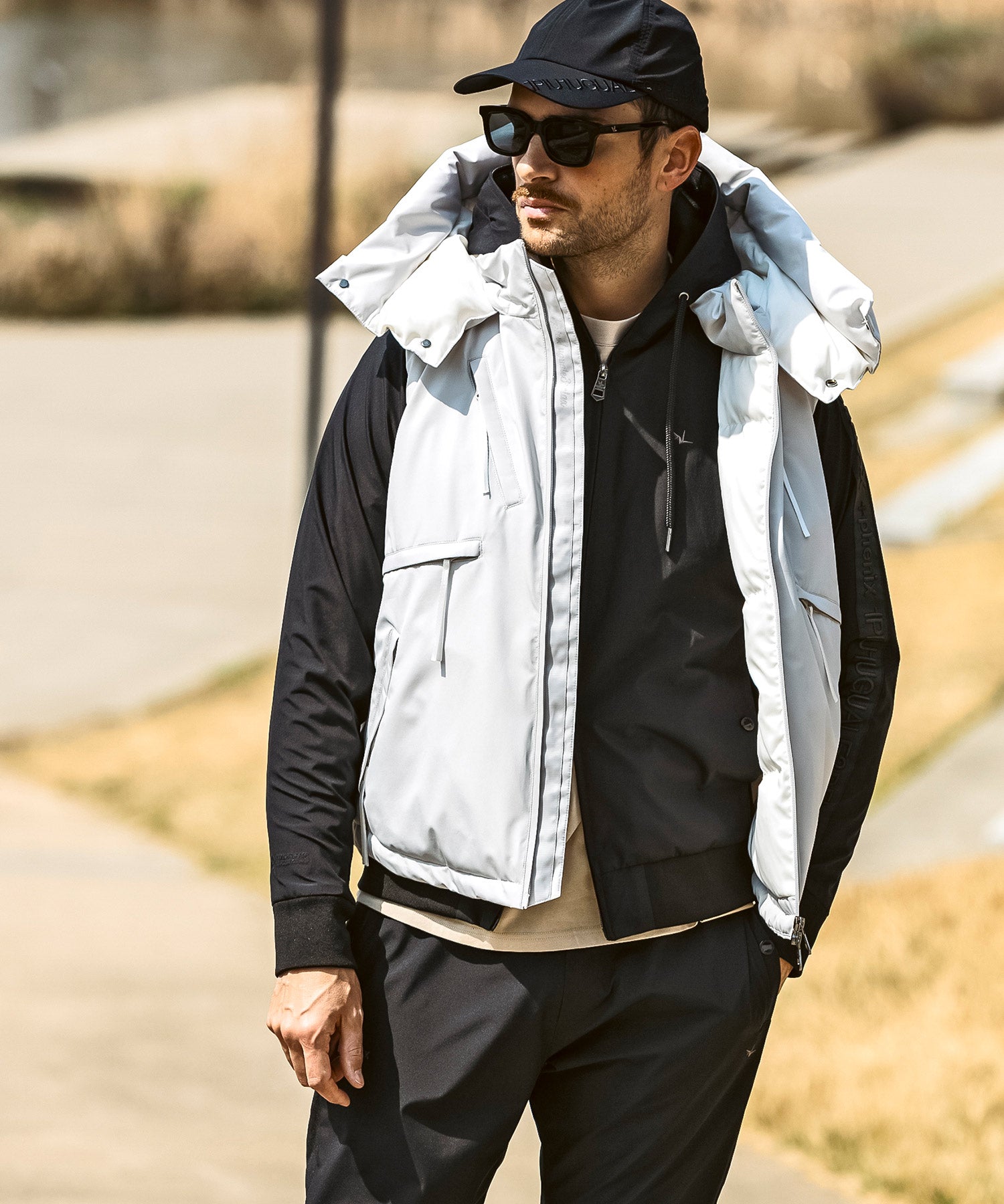 【MENS】GTX SLEEVE LOGO LINE HOODIE スリーブロゴラインフーディー / WINDSTOPPER(R) プロダクト by GORE-TEX LABS /ウィンドストッパー/ゴアテックス/1PIU1UGUALE3 RELAX × +phenix(ウノピゥウノウグァーレトレ リラックス)