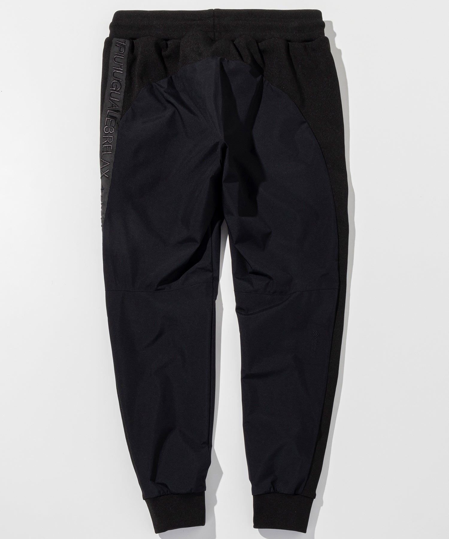 【MENS】GTX SIDE LOGO JOGGER PANTS サイドロゴジョガーパンツ / WINDSTOPPER(R) プロダクト by GORE-TEX LABS /ウィンドストッパー/ゴアテックス/1PIU1UGUALE3 RELAX × +phenix(ウノピゥウノウグァーレトレ リラックス)
