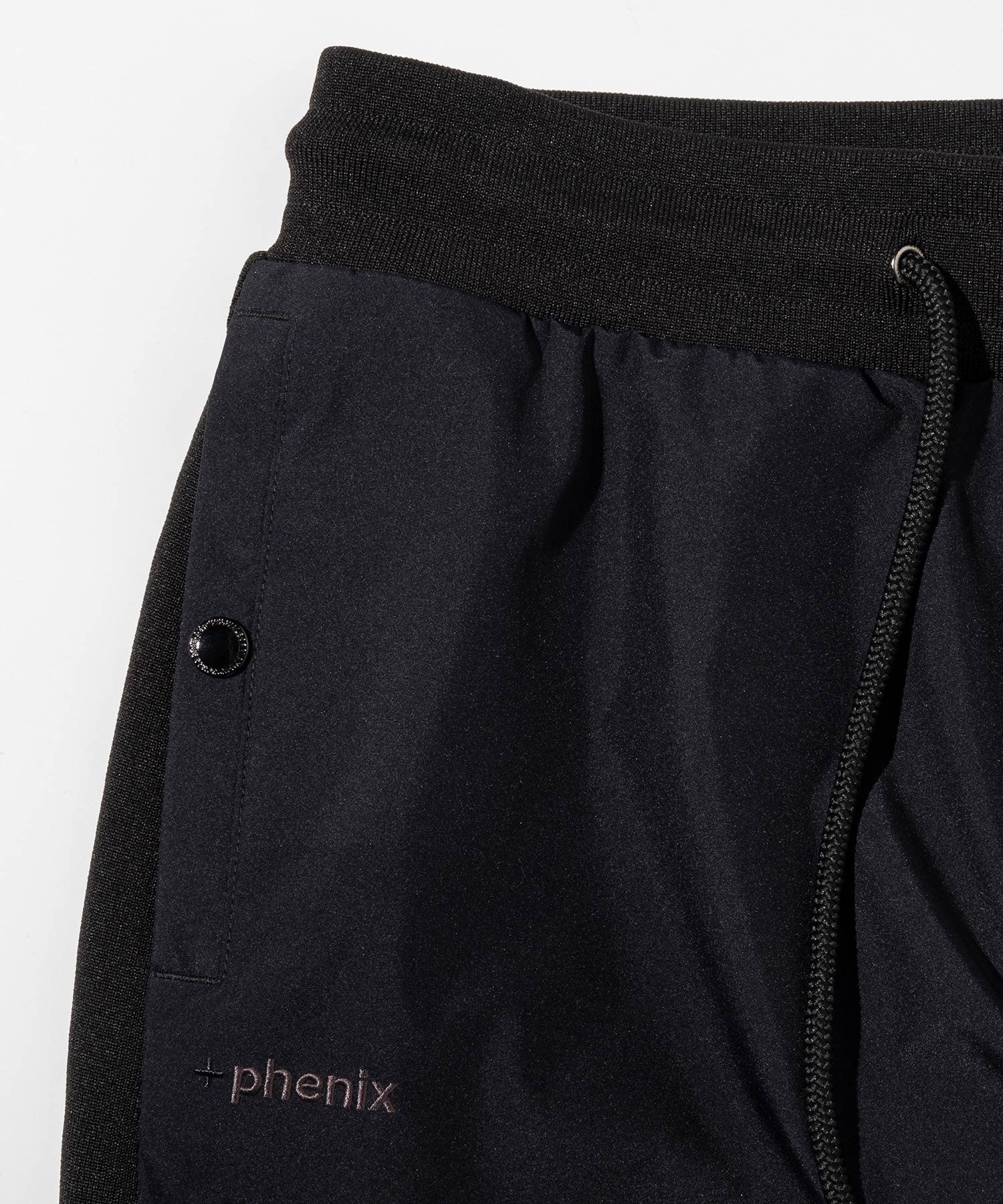 【MENS】GTX SIDE LOGO JOGGER PANTS サイドロゴジョガーパンツ / WINDSTOPPER(R) プロダクト by GORE-TEX LABS /ウィンドストッパー/ゴアテックス/1PIU1UGUALE3 RELAX × +phenix(ウノピゥウノウグァーレトレ リラックス)
