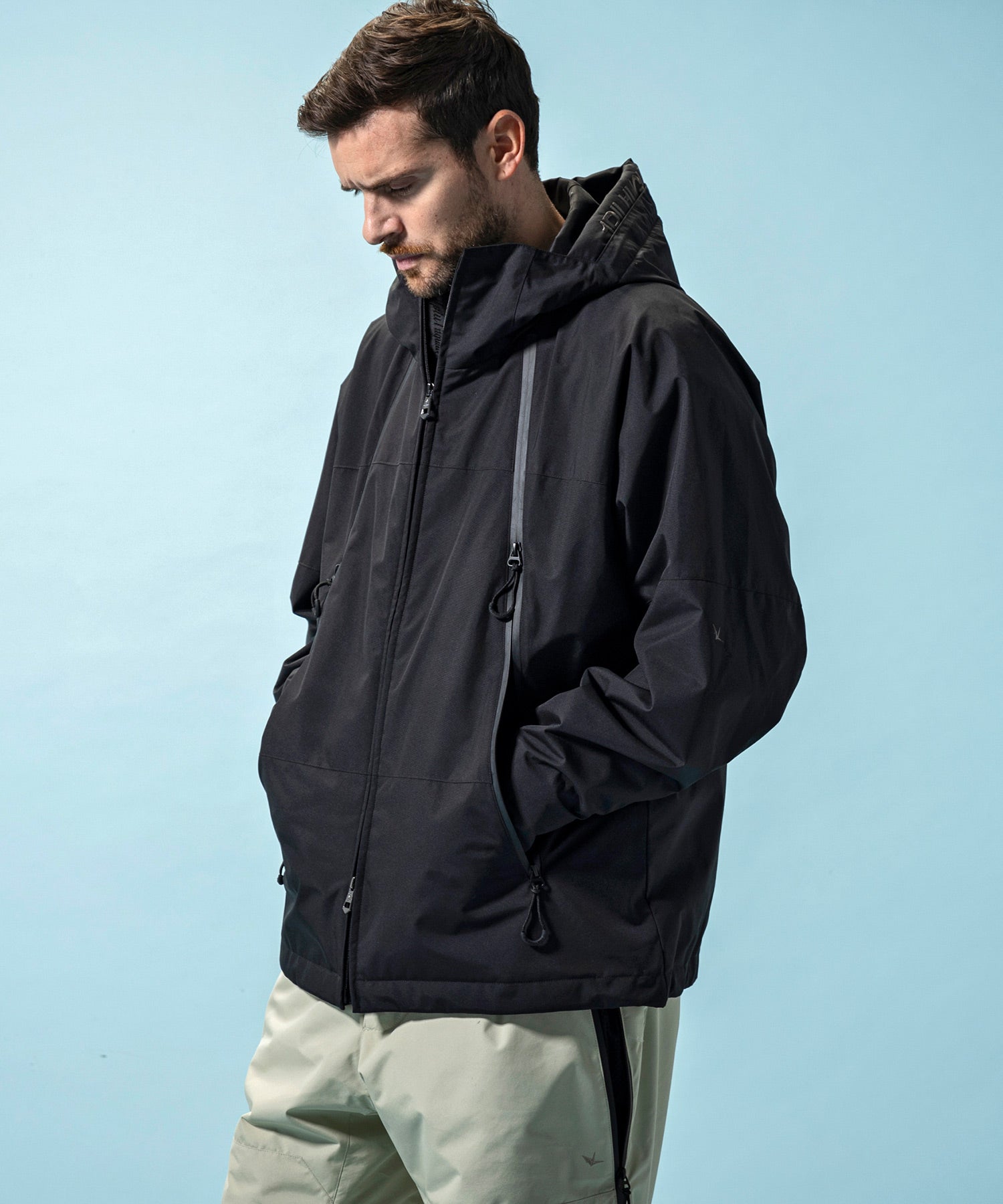 【MENS】GTX HOODED LAYER SNOW JACKET フーデッドレイヤースノージャケット / WINDSTOPPER(R) プロダクト by GORE-TEX LABS /ウィンドストッパー/ゴアテックス/1PIU1UGUALE3 RELAX × +phenix(ウノピゥウノウグァーレトレ リラックス)