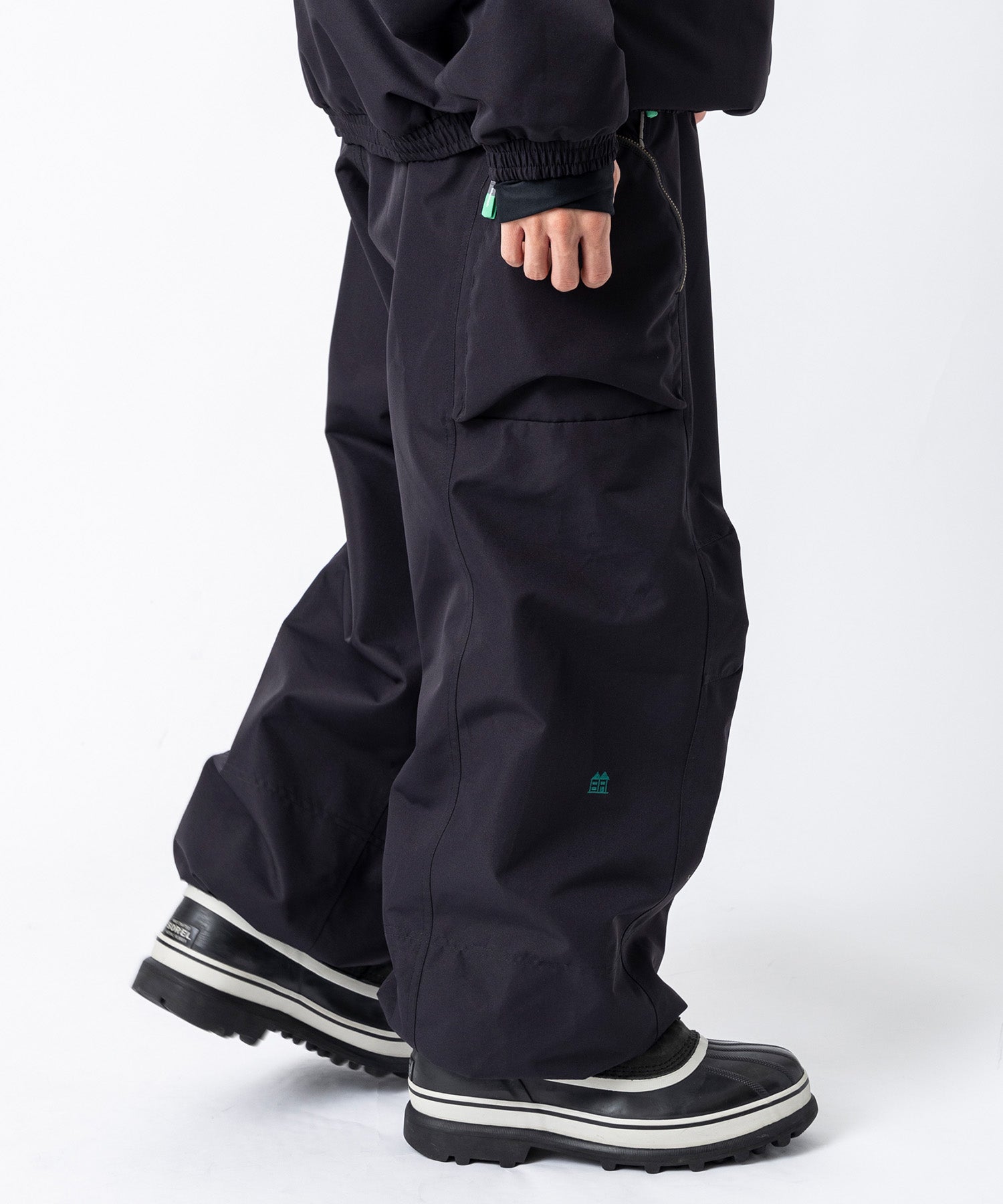 【11月中旬お届け予約商品】【MENS】SIDE CARGO SNOW PANTS サイドカーゴスノーパンツ /inhabitant(インハビタント)