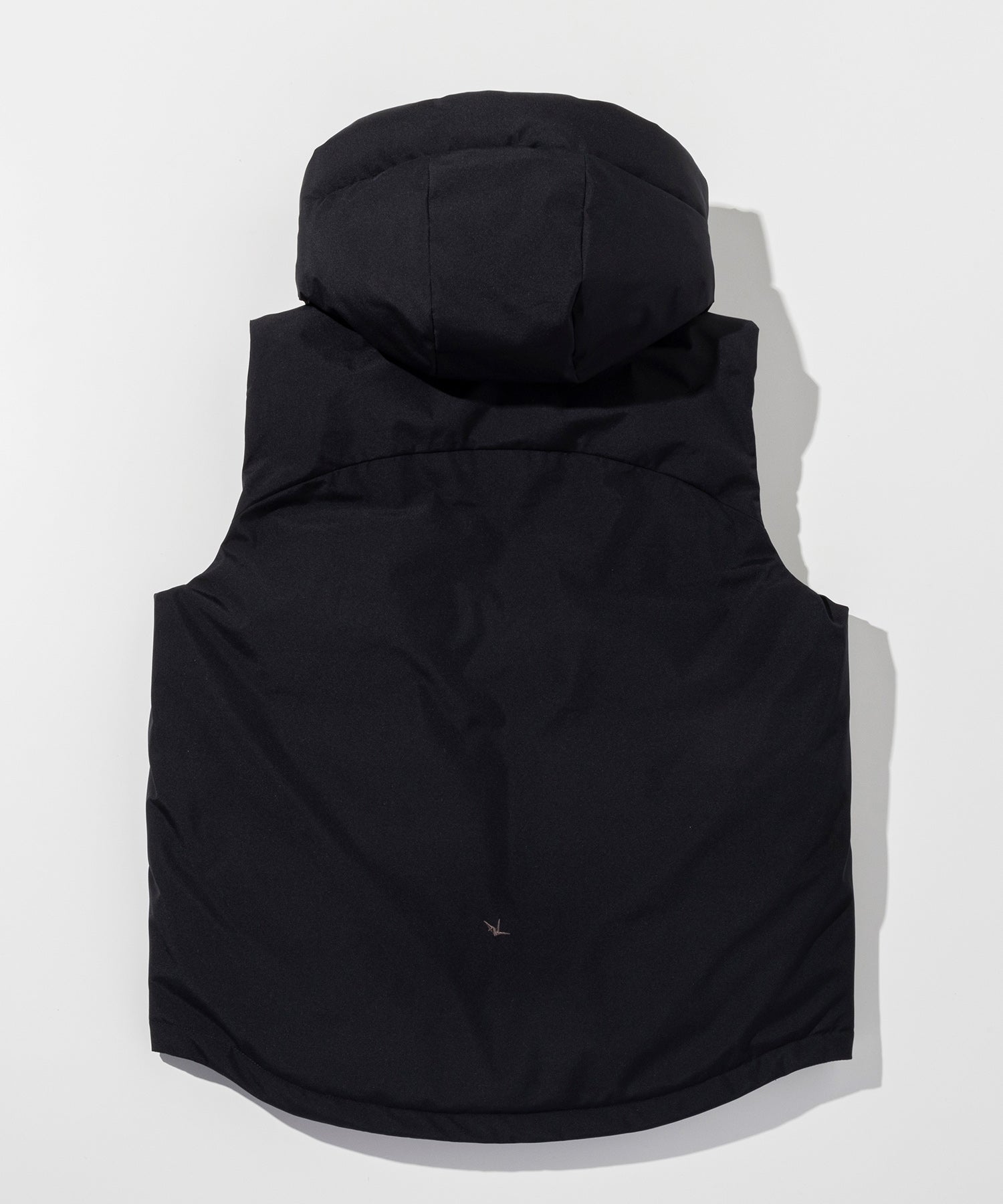 【MENS】GTX DOWN VEST ダウンベスト / WINDSTOPPER(R) プロダクト by GORE-TEX LABS /ウィンドストッパー/ゴアテックス/1PIU1UGUALE3 RELAX × +phenix(ウノピゥウノウグァーレトレ リラックス)