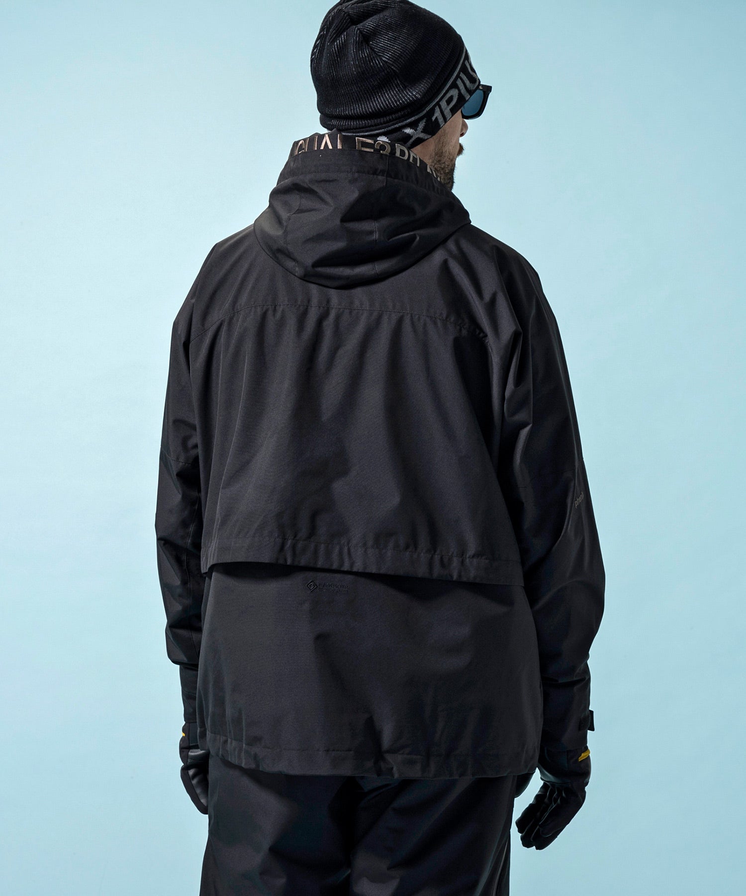 【MENS】GTX HOODED LAYER SNOW JACKET フーデッドレイヤースノージャケット / WINDSTOPPER(R) プロダクト by GORE-TEX LABS /ウィンドストッパー/ゴアテックス/1PIU1UGUALE3 RELAX × +phenix(ウノピゥウノウグァーレトレ リラックス)
