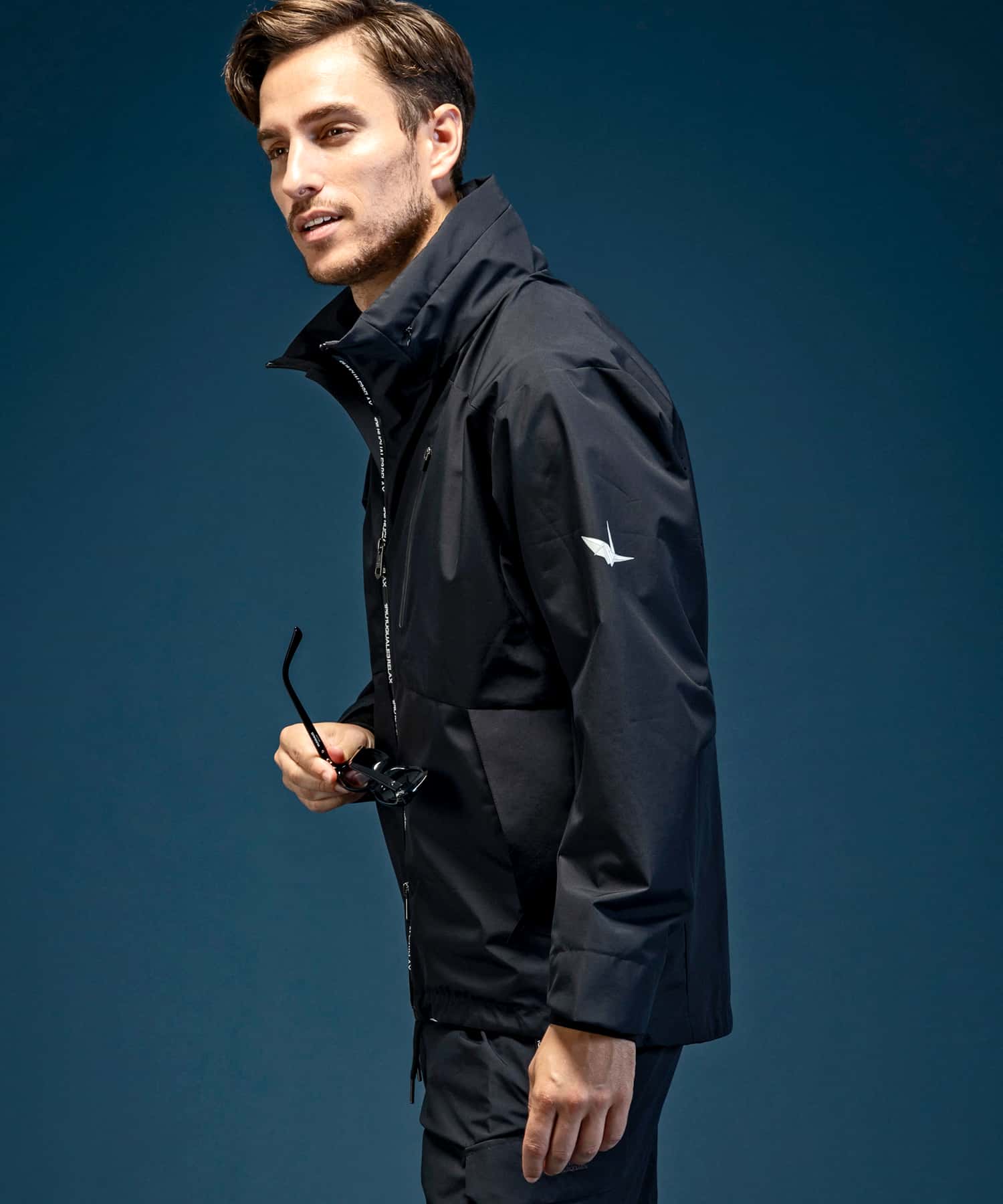 【MENS】トラックジャケット WINDSTOPPER プロダクト by GORE-TEX LABS /ウィンドストッパー/ゴアテックス/1PIU1UGUALE3 RELAX × +phenix(ウノピゥウノウグァーレトレ リラックス)