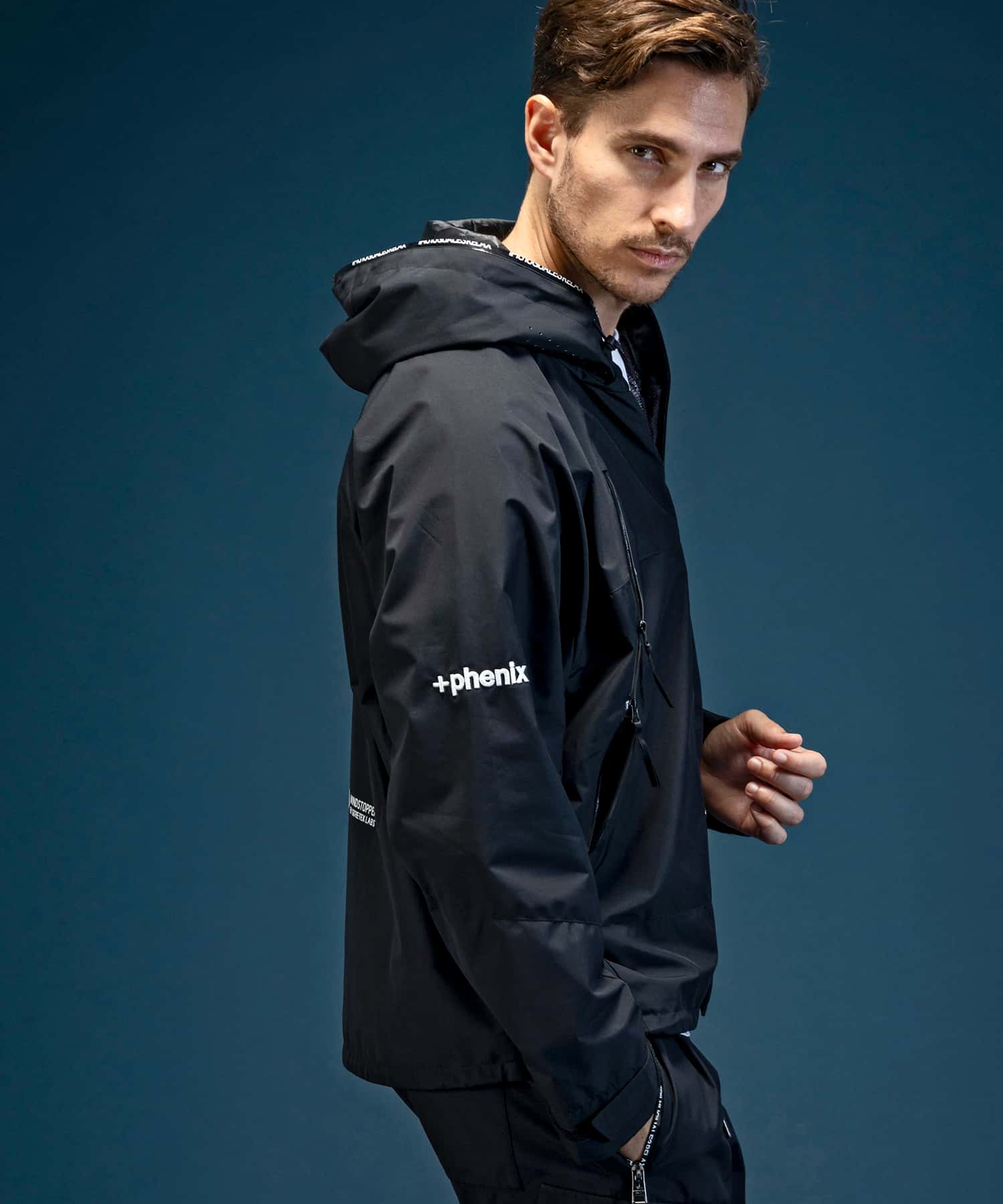 【MENS】マウンテンパーカー WINDSTOPPER プロダクト by GORE-TEX LABS /ウィンドストッパー/ゴアテックス/1PIU1UGUALE3 RELAX × +phenix(ウノピゥウノウグァーレトレ リラックス)