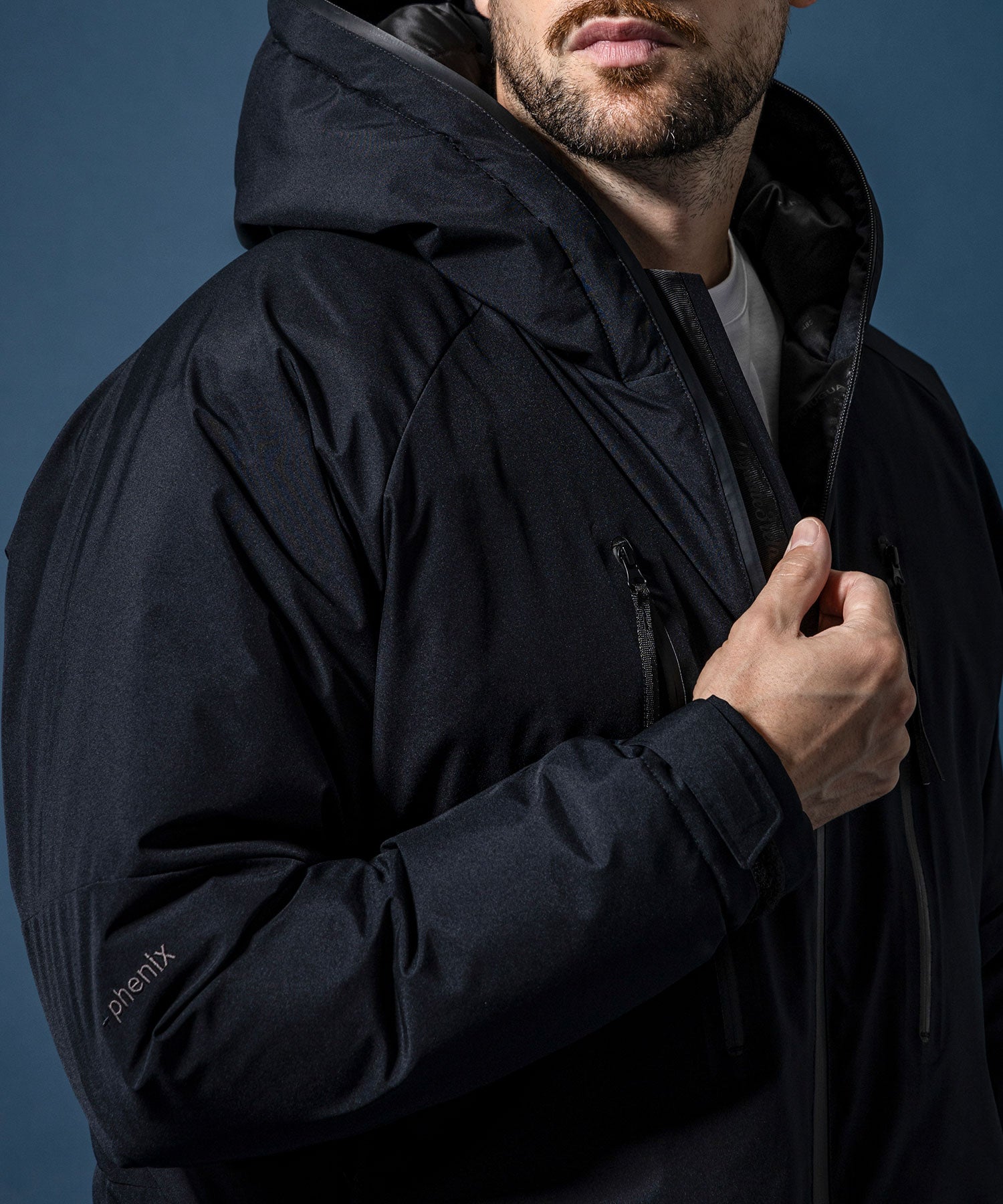 【MENS】GTX DOWN HOODIE ダウンフーディー / WINDSTOPPER(R) プロダクト by GORE-TEX LABS /ウィンドストッパー/ゴアテックス/1PIU1UGUALE3 RELAX × +phenix(ウノピゥウノウグァーレトレ リラックス)