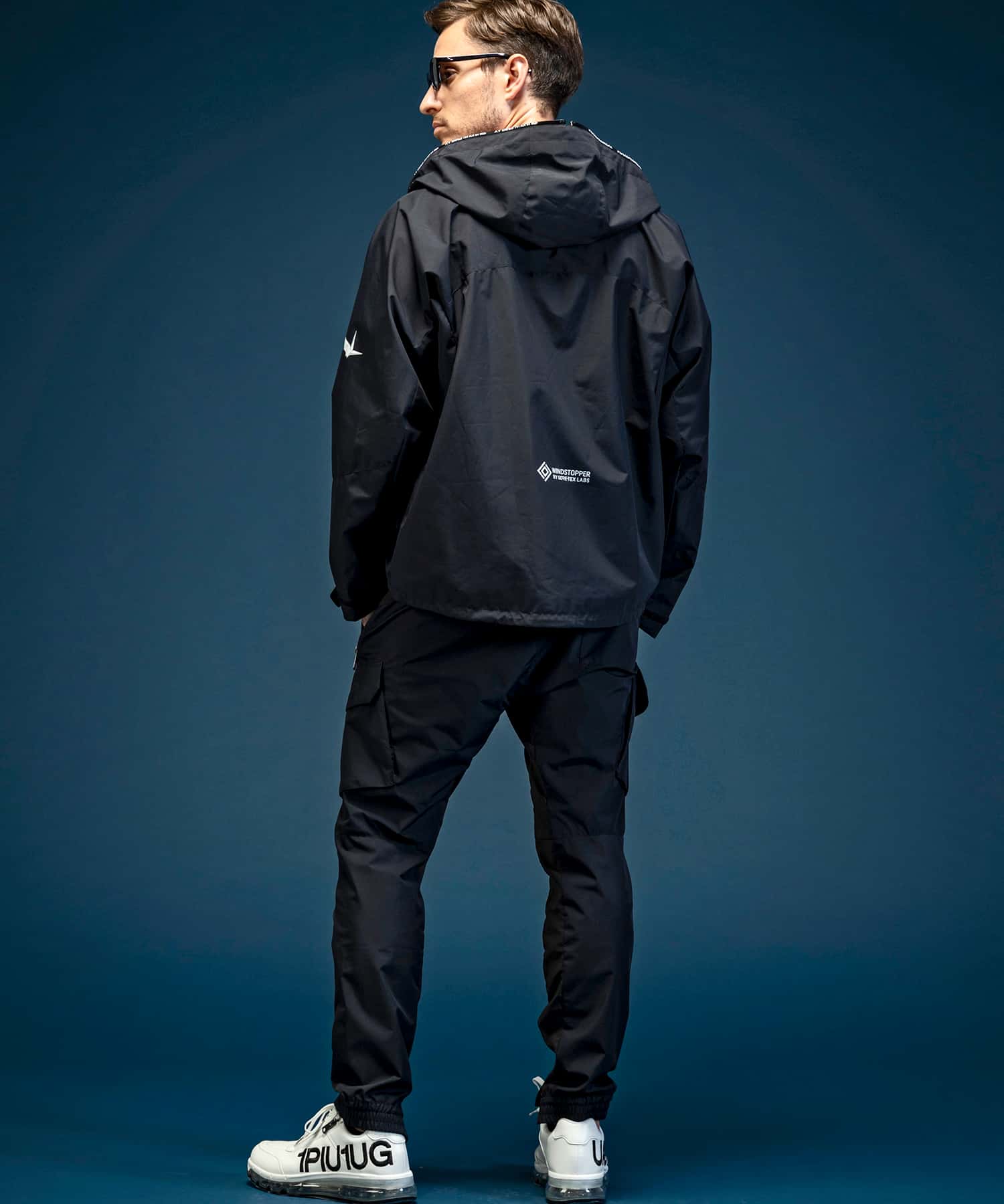 【MENS】マウンテンパーカー WINDSTOPPER プロダクト by GORE-TEX LABS /ウィンドストッパー/ゴアテックス/1PIU1UGUALE3 RELAX × +phenix(ウノピゥウノウグァーレトレ リラックス)