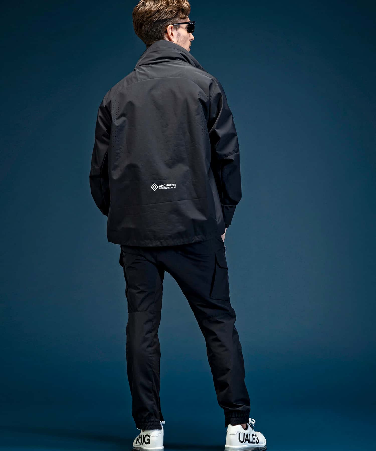 【MENS】トラックジャケット WINDSTOPPER プロダクト by GORE-TEX LABS /ウィンドストッパー/ゴアテックス/1PIU1UGUALE3 RELAX × +phenix(ウノピゥウノウグァーレトレ リラックス)