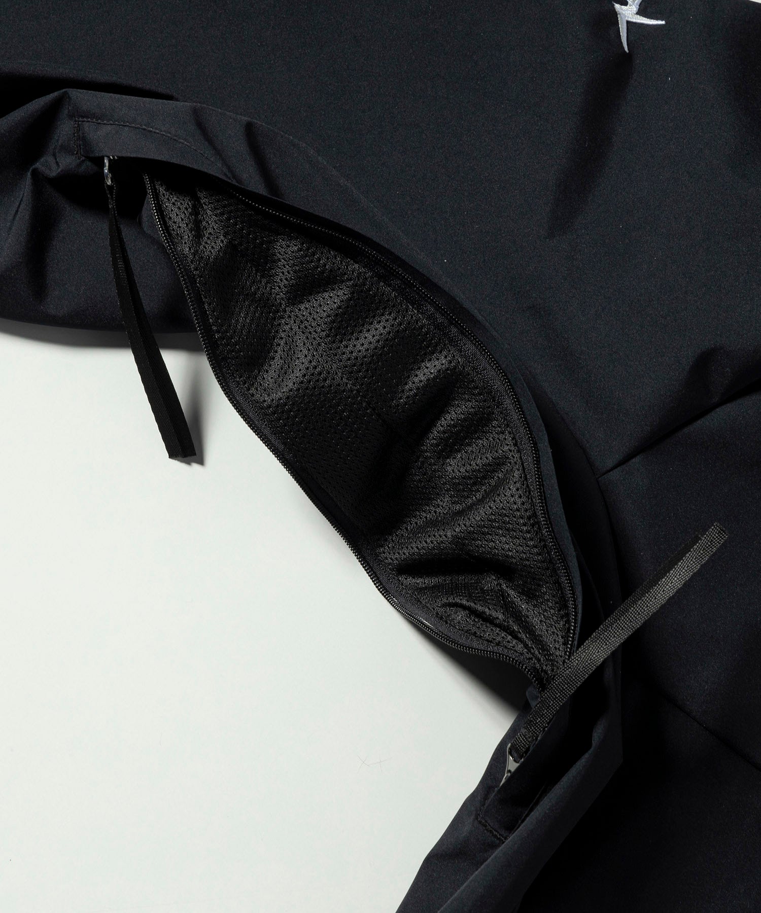 【MENS】GTX MOUNTAIN PARKA マウンテンパーカー / WINDSTOPPER(R) プロダクト by GORE-TEX LABS /ウィンドストッパー/ゴアテックス/1PIU1UGUALE3 RELAX × +phenix(ウノピゥウノウグァーレトレ リラックス)