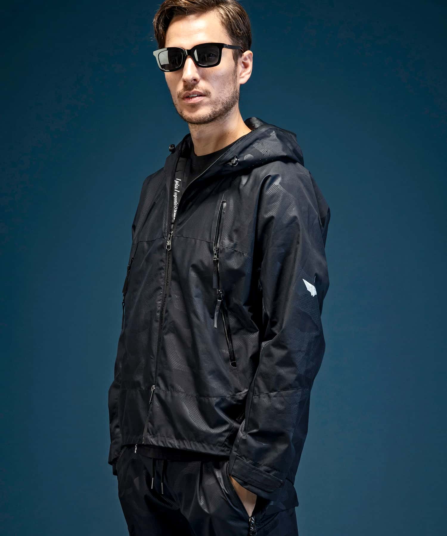 【MENS】マウンテンパーカー WINDSTOPPER プロダクト by GORE-TEX LABS /ウィンドストッパー/ゴアテックス/1PIU1UGUALE3 RELAX × +phenix(ウノピゥウノウグァーレトレ リラックス)