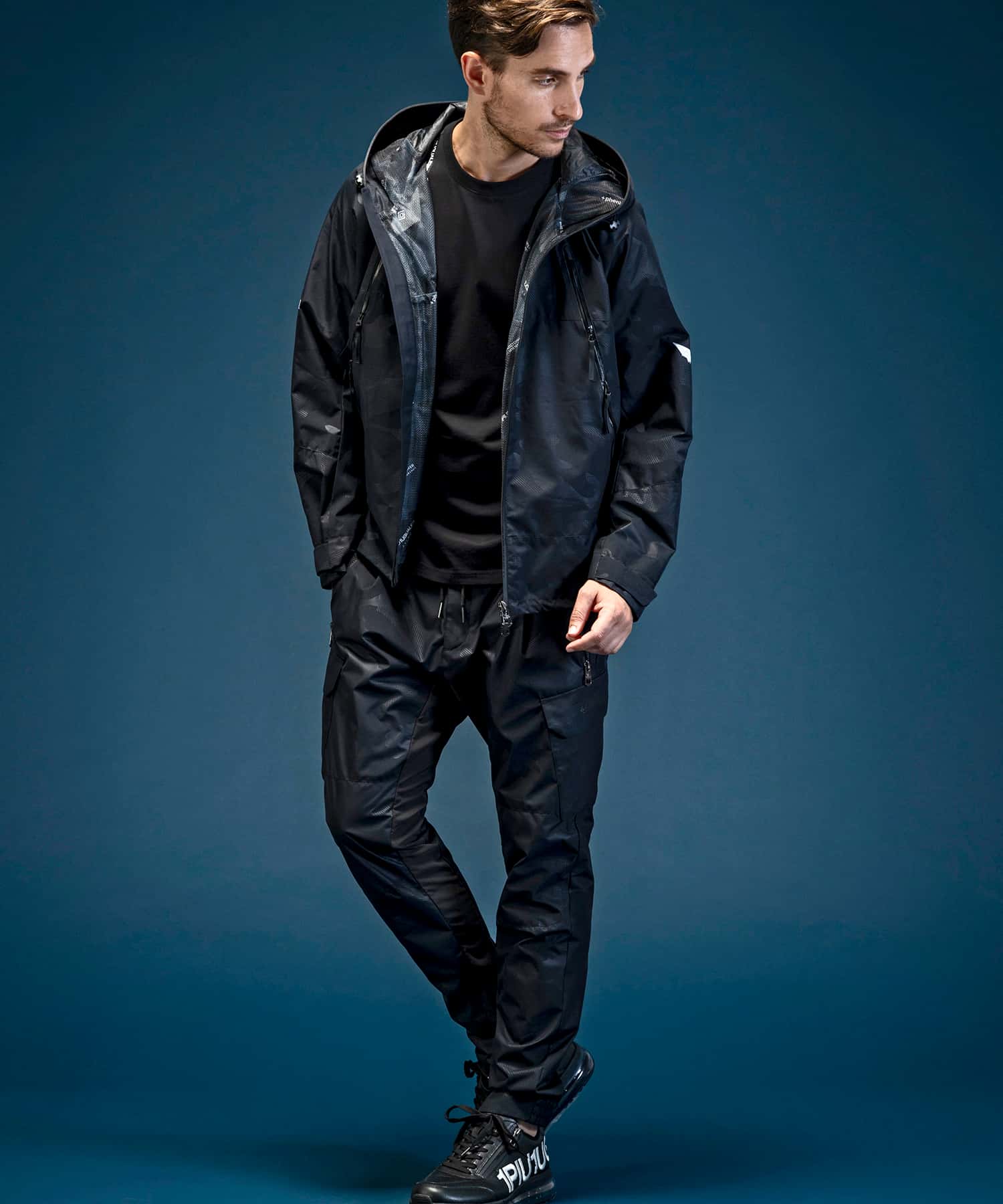 【MENS】マウンテンパーカー WINDSTOPPER プロダクト by GORE-TEX LABS /ウィンドストッパー/ゴアテックス/1PIU1UGUALE3 RELAX × +phenix(ウノピゥウノウグァーレトレ リラックス)