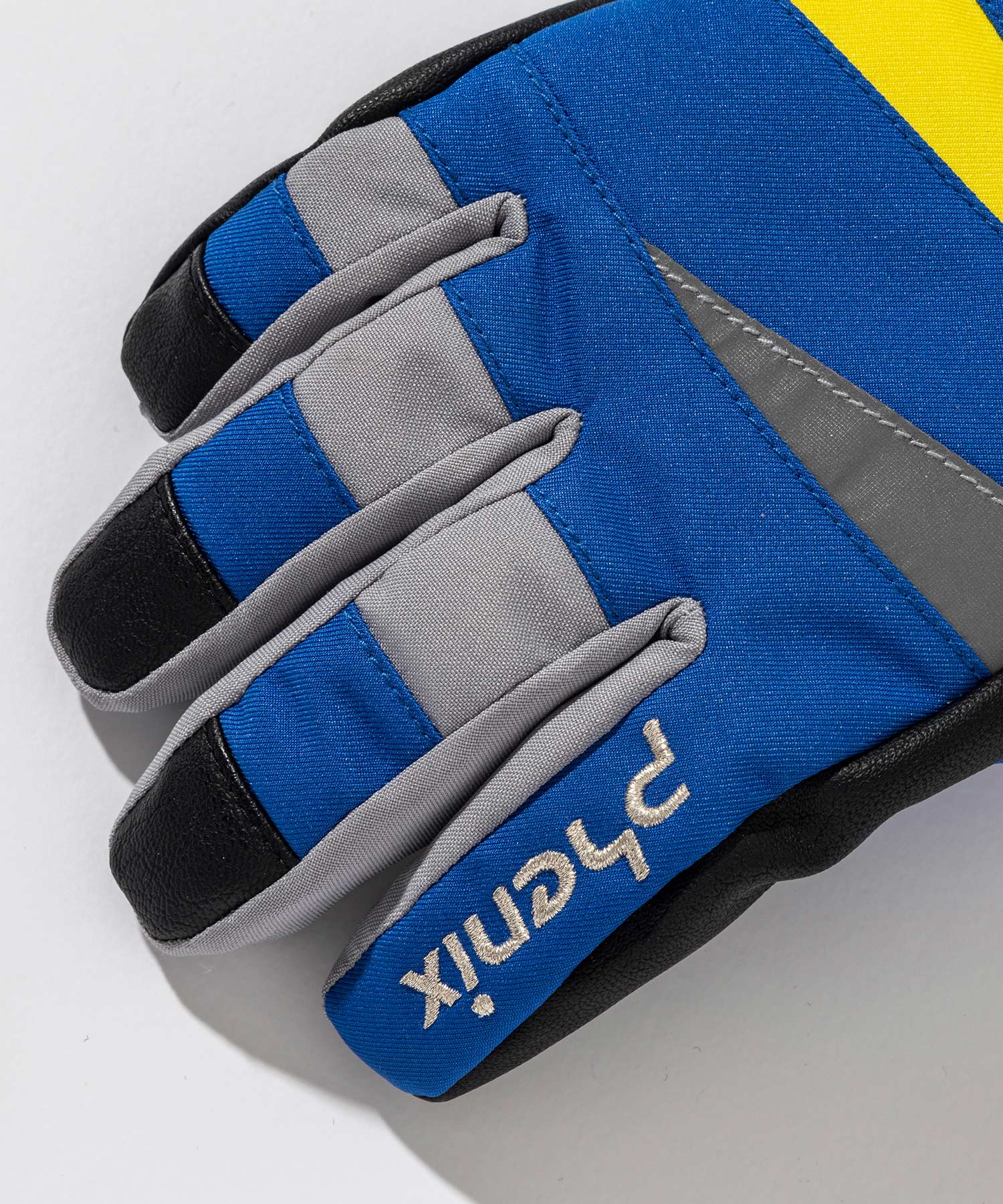 【KIDS/JUNIOR】Triangular Motif Gloves トライアングルモチーフグローブ /phenixスキーウェア 25AW