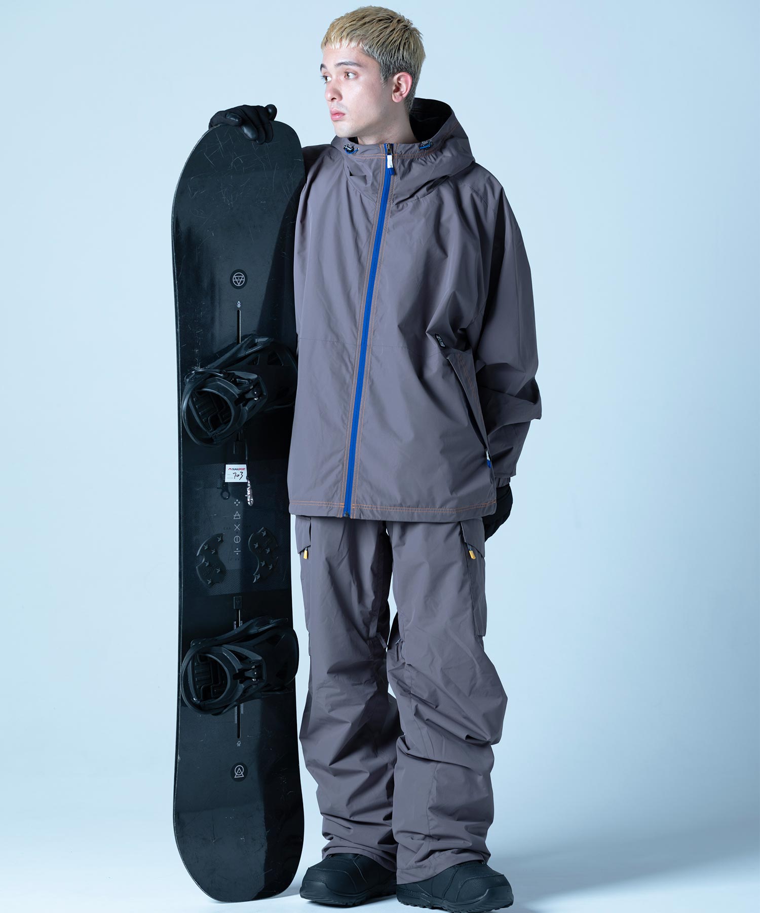 【MENS】スキーウェア・スノーボードウェア タウンウェア ナイロンジャケット RETRO STREET JACKET チャコールグレイ