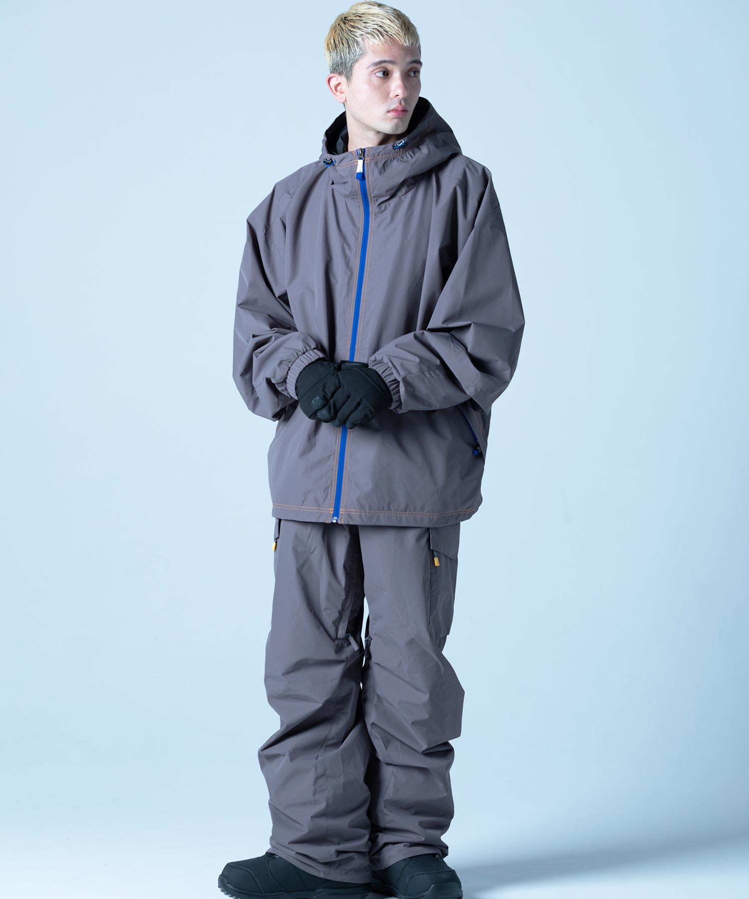 【MENS】スキーウェア・スノーボードウェア タウンウェア ナイロンジャケット RETRO STREET JACKET チャコールグレイ