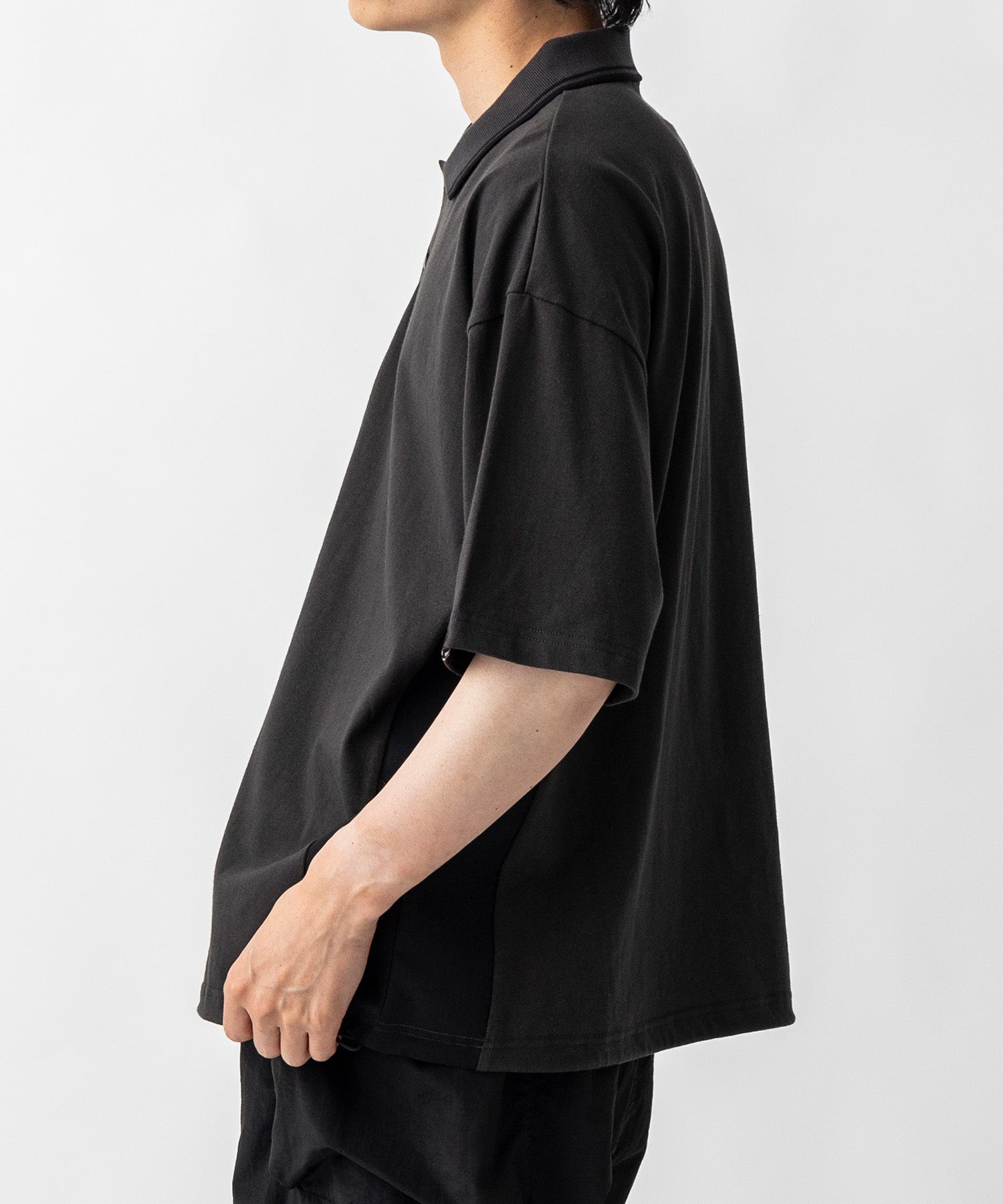 【MENS】ビッグシルエット ワンポイントプリント 半袖切替ポロシャツ /inhabitant(インハビタント)