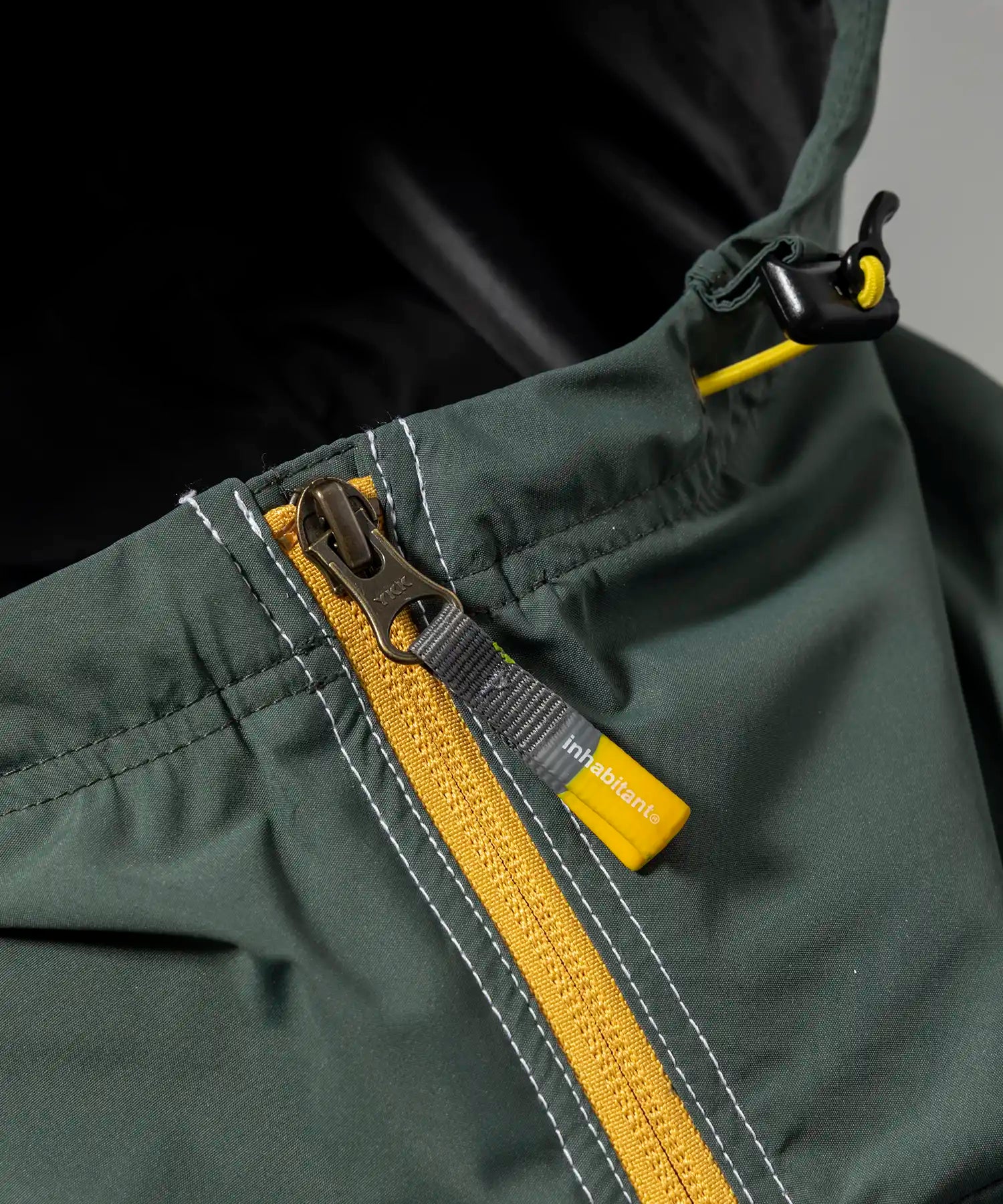 【MENS】スキーウェア・スノーボードウェア タウンウェア ナイロンジャケット RETRO STREET JACKET チャコールグレイ