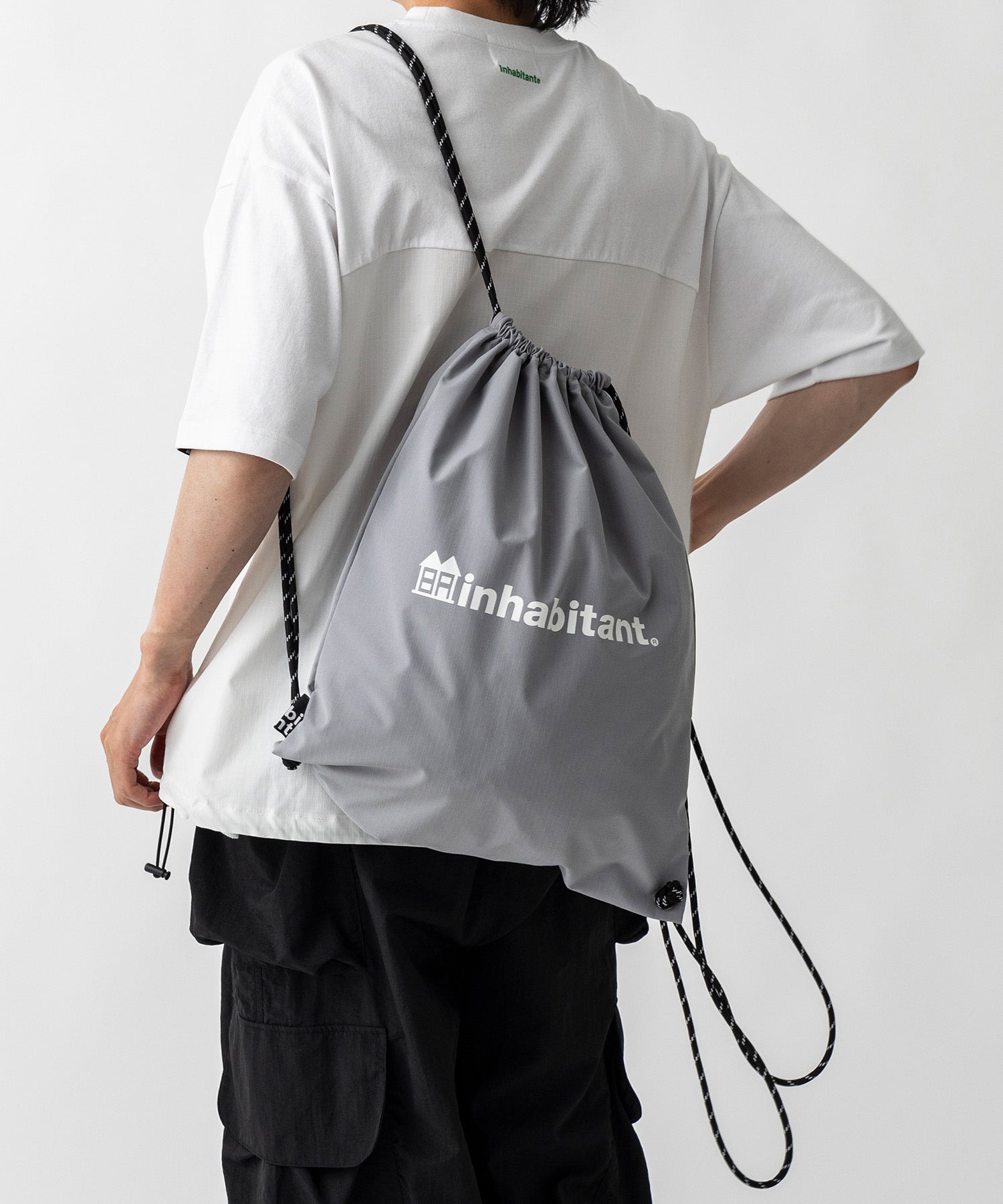 【MENS】ワンポイント ブランドロゴプリント ベーシック ナップザック /inhabitant(インハビタント)