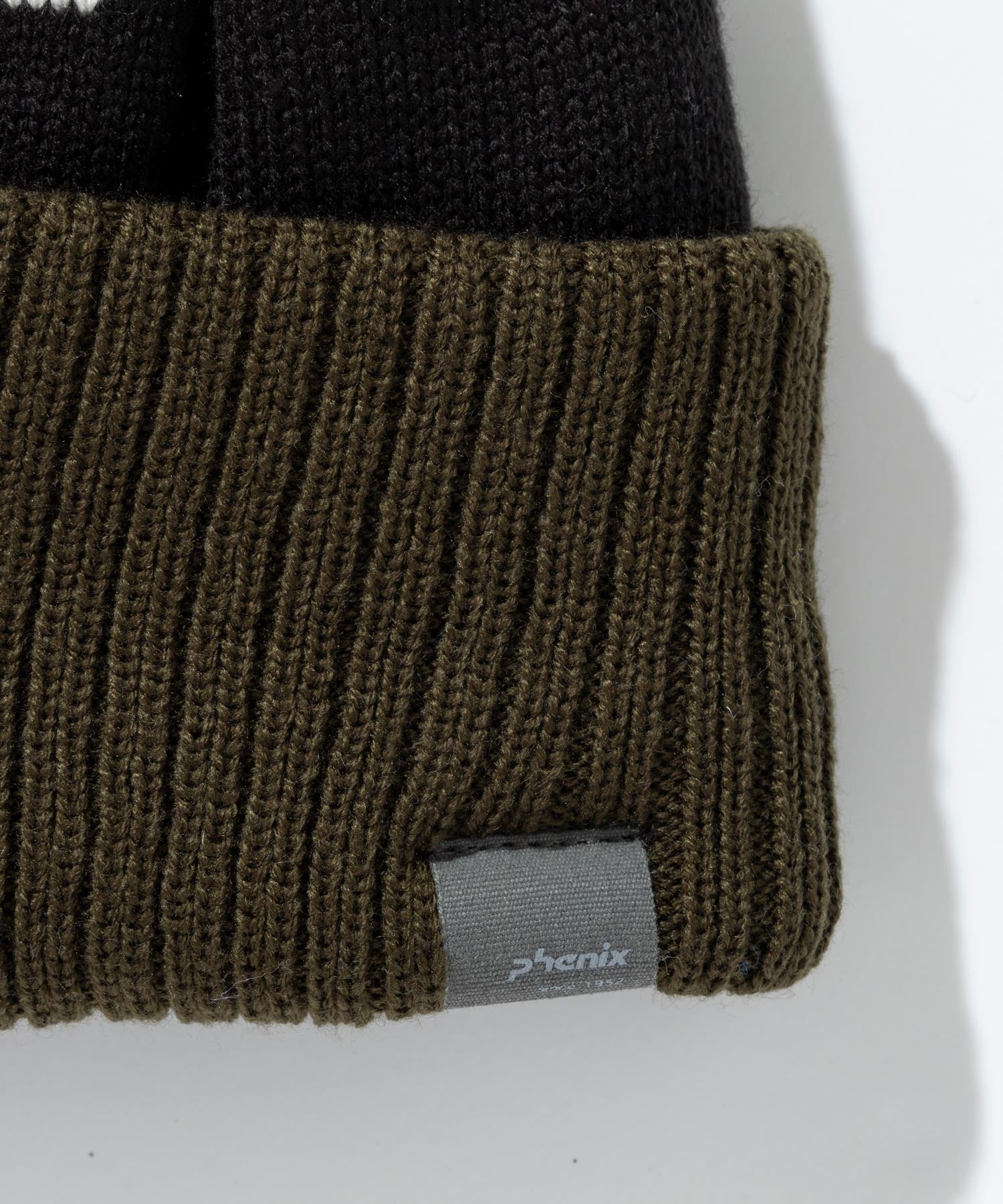 【KIDS/JUNIOR】Phenix Big Logo Junior Knit Hat フェニックスビッグロゴニットハット /phenixスキーウェア 25AW