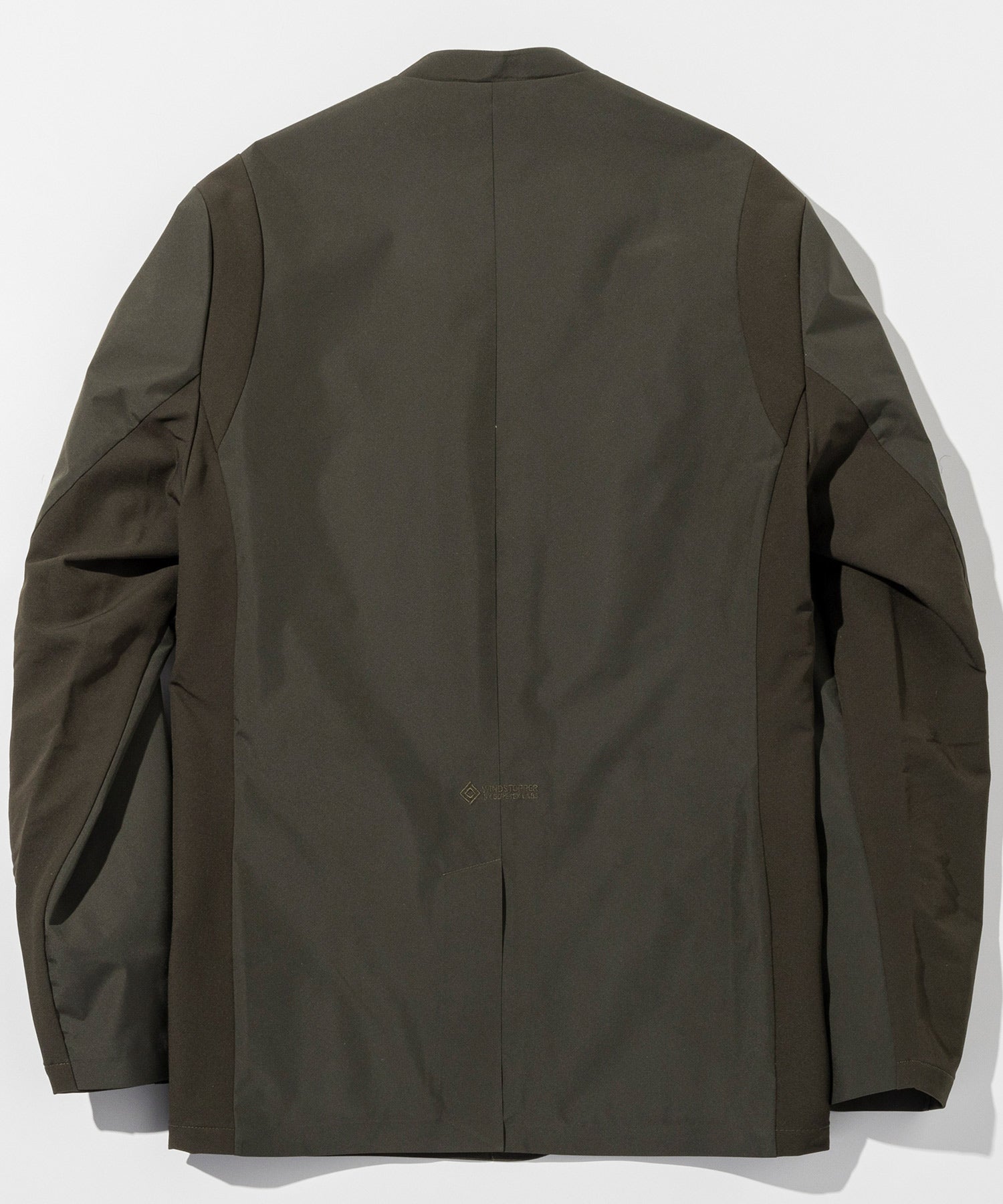 【MENS】GTX NO COLLAR JACKET ノーカラージャケット / WINDSTOPPER(R) プロダクト by GORE-TEX LABS /ウィンドストッパー/ゴアテックス/1PIU1UGUALE3 RELAX × +phenix(ウノピゥウノウグァーレトレ リラックス)