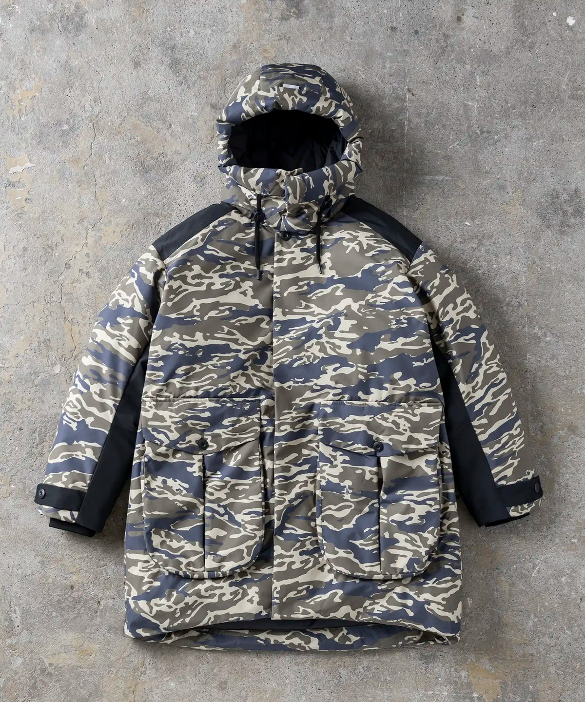【MENS】ゴアテックスダウンコート GORE DOWN CARGO COAT /  WINDSTOPPER(R) プロダクト by GORE TEX LABS ゴアテックスウェア テックウェア アーバンアウトドア 高機能ウェア +phenix(プラスフェニックス)