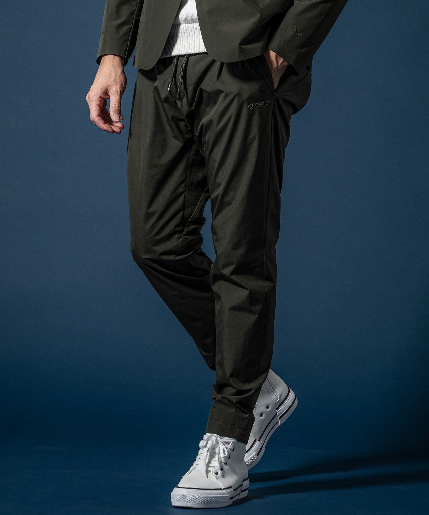 【MENS】GTX SLACKS スラックス / WINDSTOPPER(R) プロダクト by GORE-TEX LABS /ウィンドストッパー/ゴアテックス/1PIU1UGUALE3 RELAX × +phenix(ウノピゥウノウグァーレトレ リラックス)