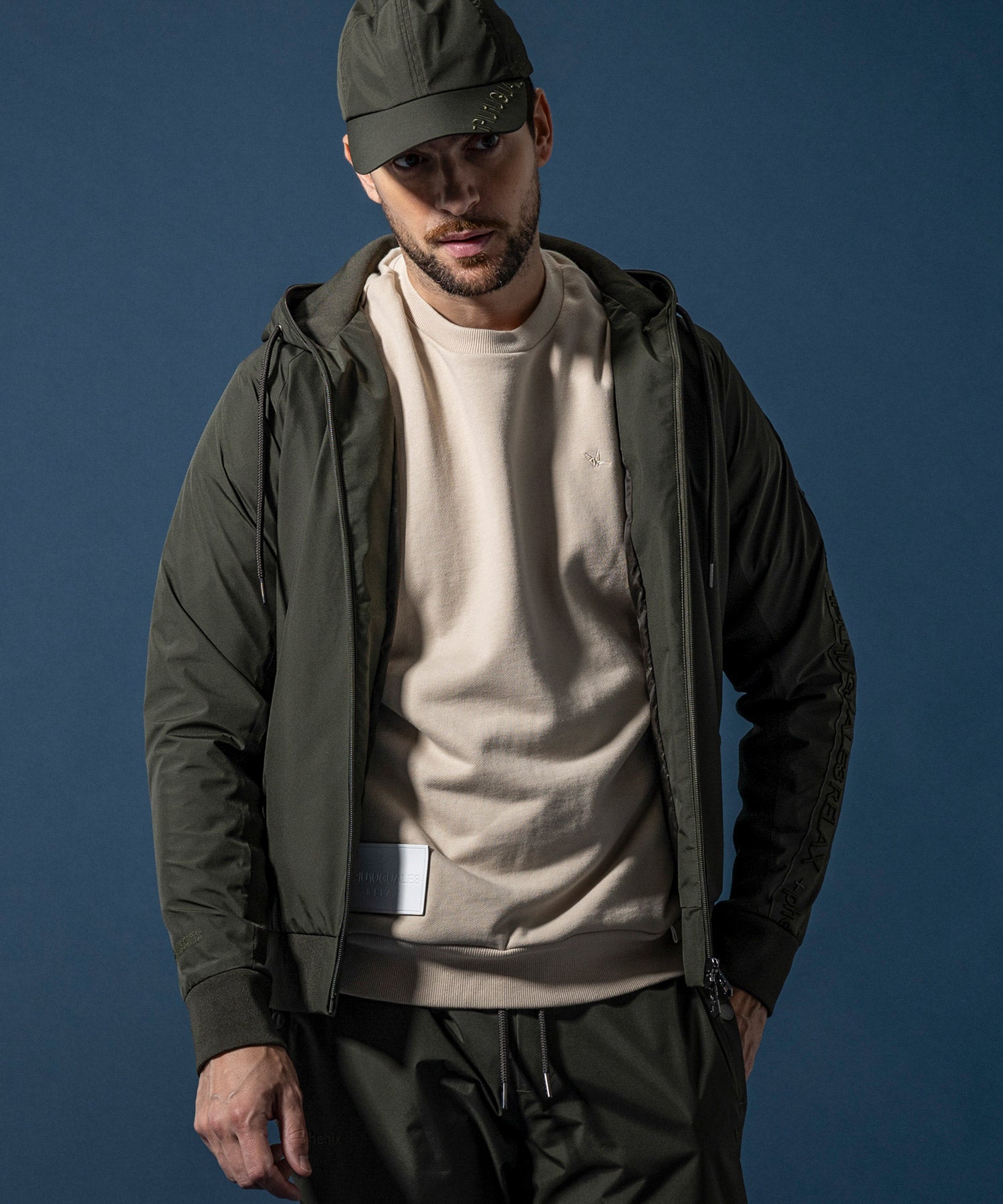 【MENS】GTX SLEEVE LOGO LINE HOODIE スリーブロゴラインフーディー / WINDSTOPPER(R) プロダクト by GORE-TEX LABS /ウィンドストッパー/ゴアテックス/1PIU1UGUALE3 RELAX × +phenix(ウノピゥウノウグァーレトレ リラックス)