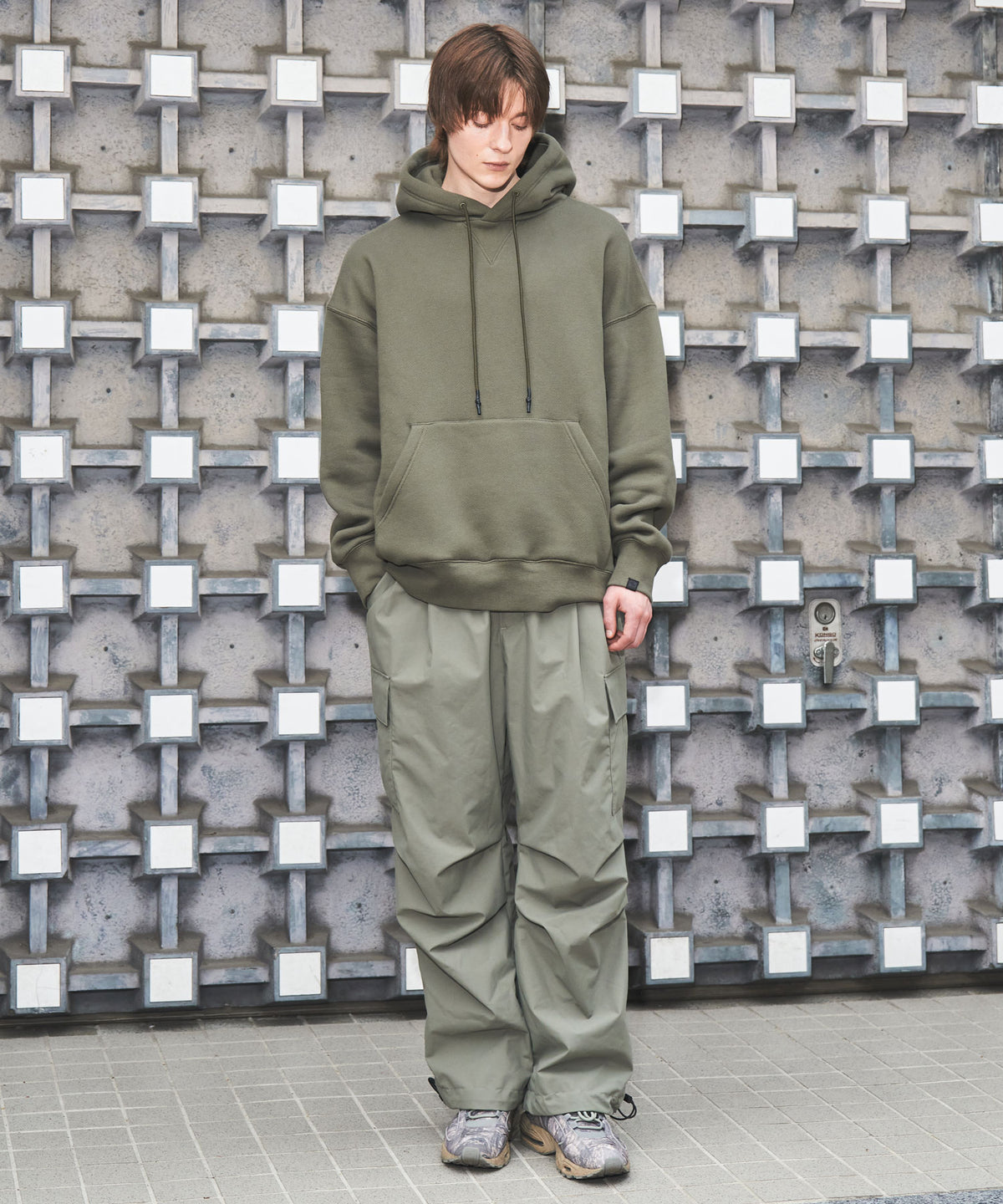 【MENS】FUNCTIONAL HEAVY WEIGHT SWEAT HOODY  ヘビーウェイト スウェット フーディー 蓄熱保温 +phenix(プラスフェニックス)