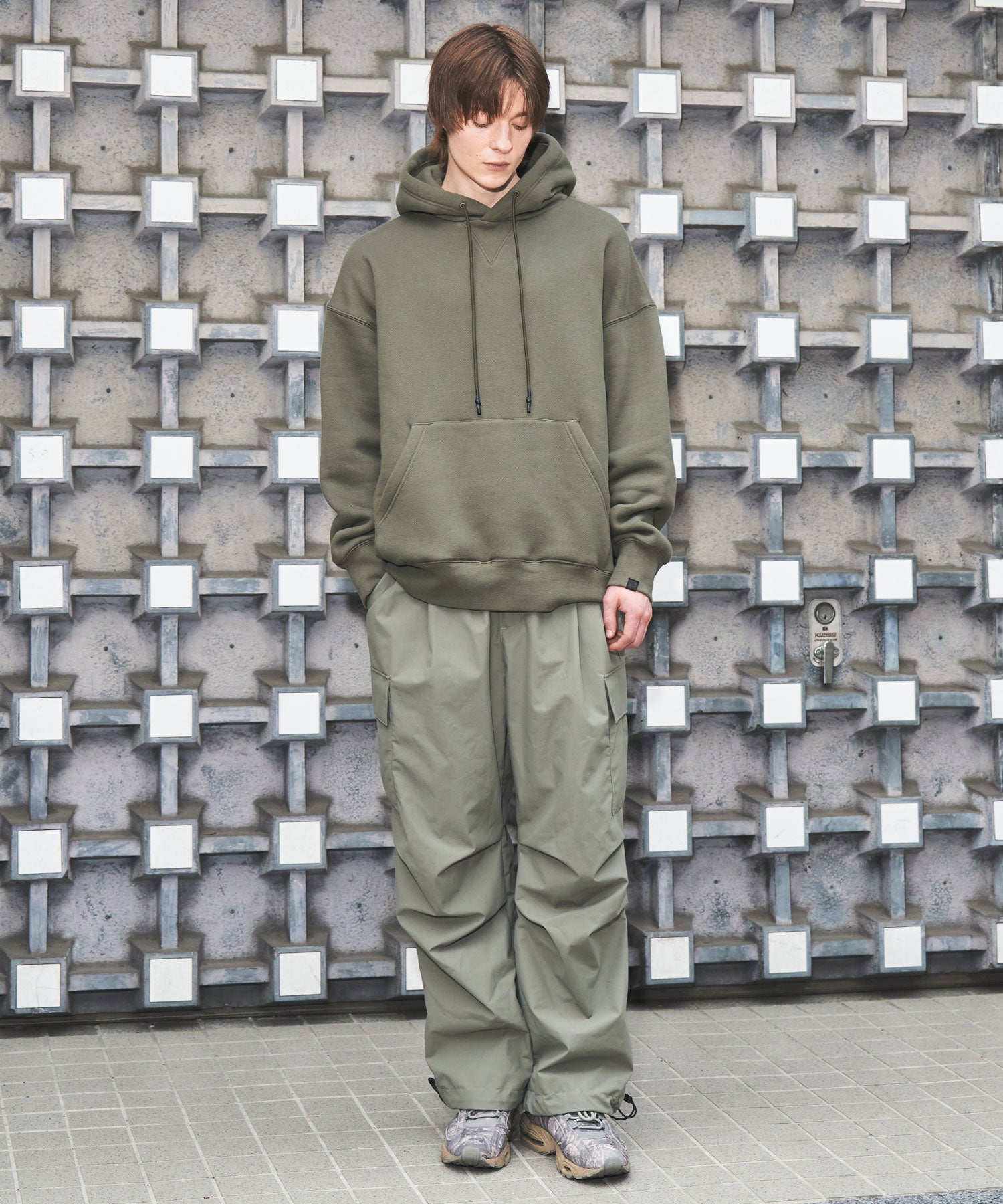 【MENS】FUNCTIONAL HEAVY WEIGHT SWEAT HOODY ヘビーウェイト スウェット フーディー 蓄熱保温 +phenix(プラスフェニックス)