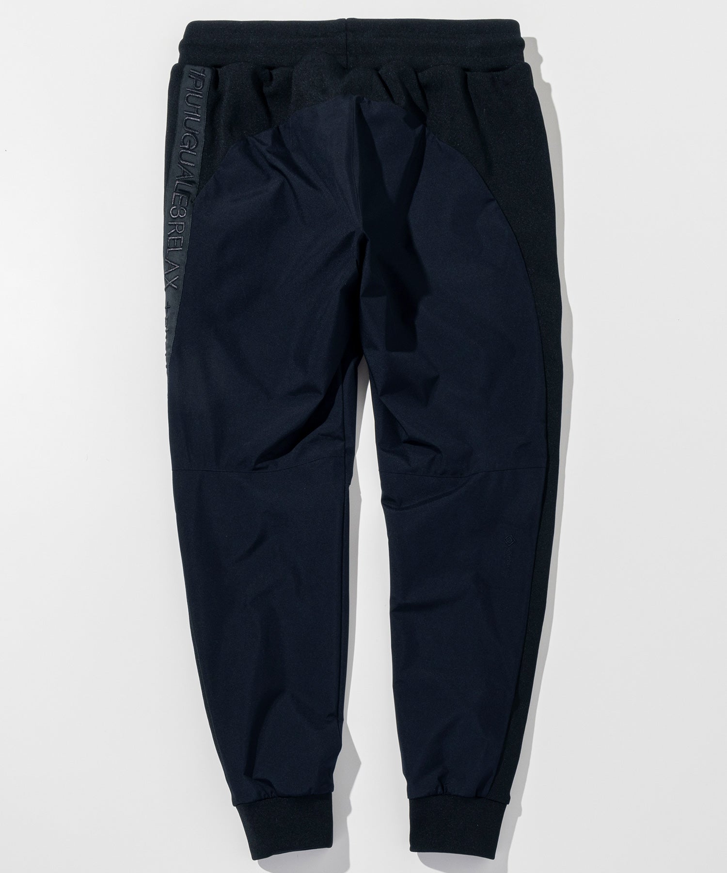 【MENS】GTX SIDE LOGO JOGGER PANTS サイドロゴジョガーパンツ / WINDSTOPPER(R) プロダクト by GORE-TEX LABS /ウィンドストッパー/ゴアテックス/1PIU1UGUALE3 RELAX × +phenix(ウノピゥウノウグァーレトレ リラックス)