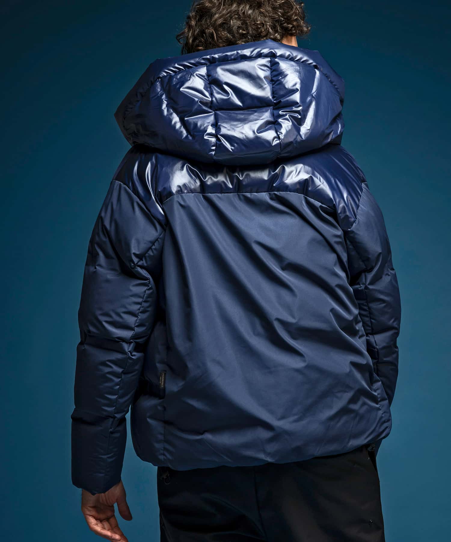 【MENS】コンビダウンジャケット WINDSTOPPER(R) プロダクト by GORE-TEX LABS /ウィンドストッパー/ゴアテックス/1PIU1UGUALE3 RELAX × +phenix(ウノピゥウノウグァーレトレ リラックス)