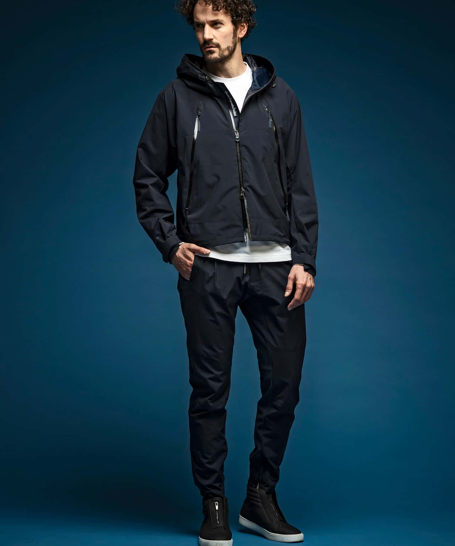 【MENS】スリムテーパードパンツ WINDSTOPPER(R) プロダクト by GORE-TEX LABS /ウィンドストッパー/ゴアテックス/1PIU1UGUALE3 RELAX × +phenix(ウノピゥウノウグァーレトレ リラックス)