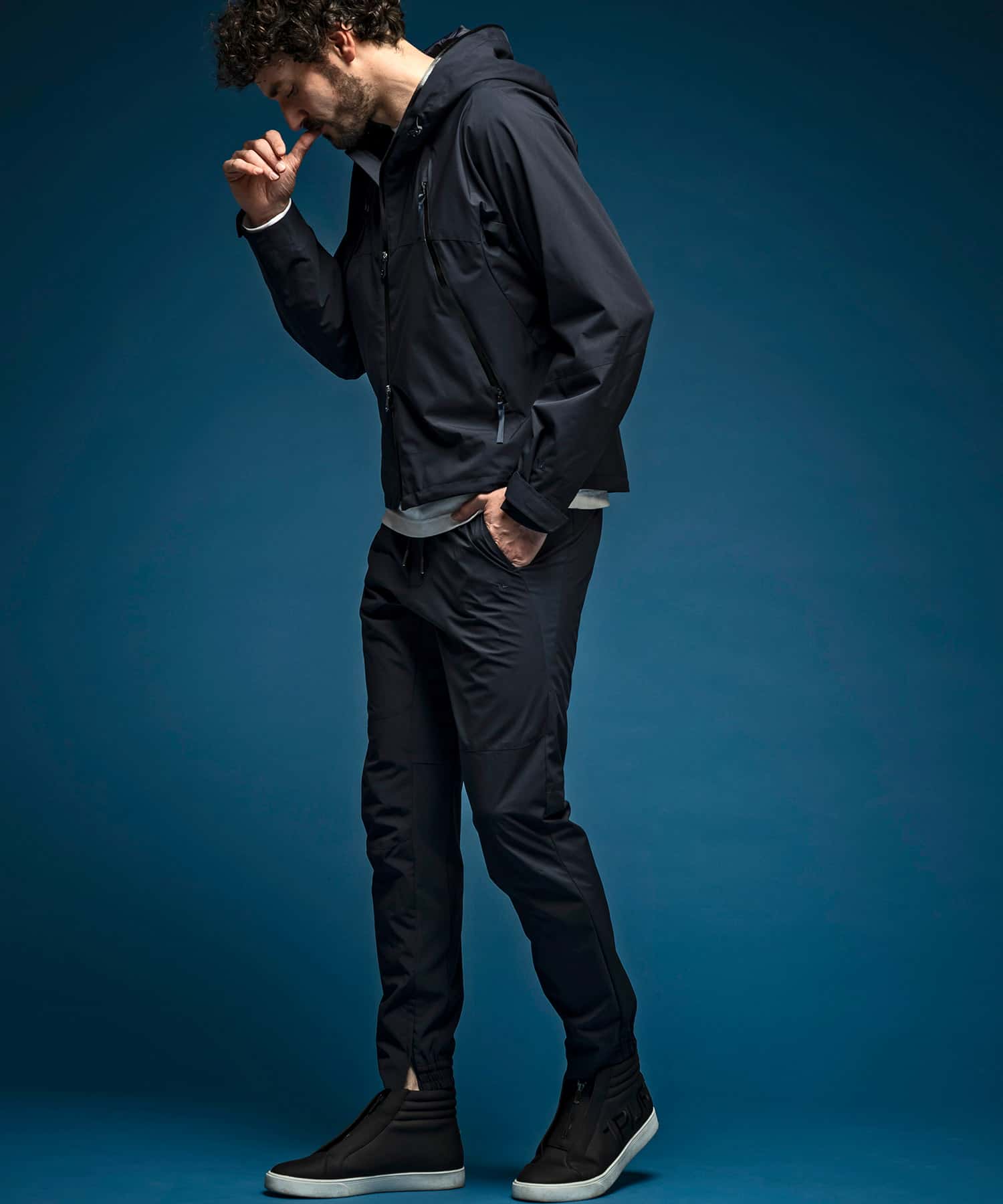【MENS】スリムテーパードパンツ WINDSTOPPER(R) プロダクト by GORE-TEX LABS /ウィンドストッパー/ゴアテックス/1PIU1UGUALE3 RELAX × +phenix(ウノピゥウノウグァーレトレ リラックス)