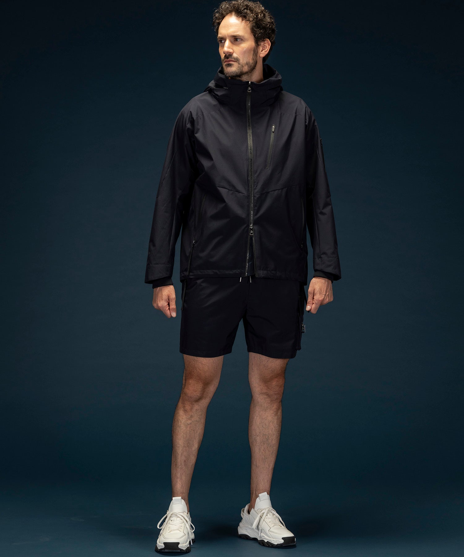 【MENS】GTX TRACK JACKET トラックジャケット / WINDSTOPPER(R) プロダクト by GORE-TEX LABS /ウィンドストッパー/ゴアテックス/1PIU1UGUALE3 RELAX × +phenix(ウノピゥウノウグァーレトレ リラックス)