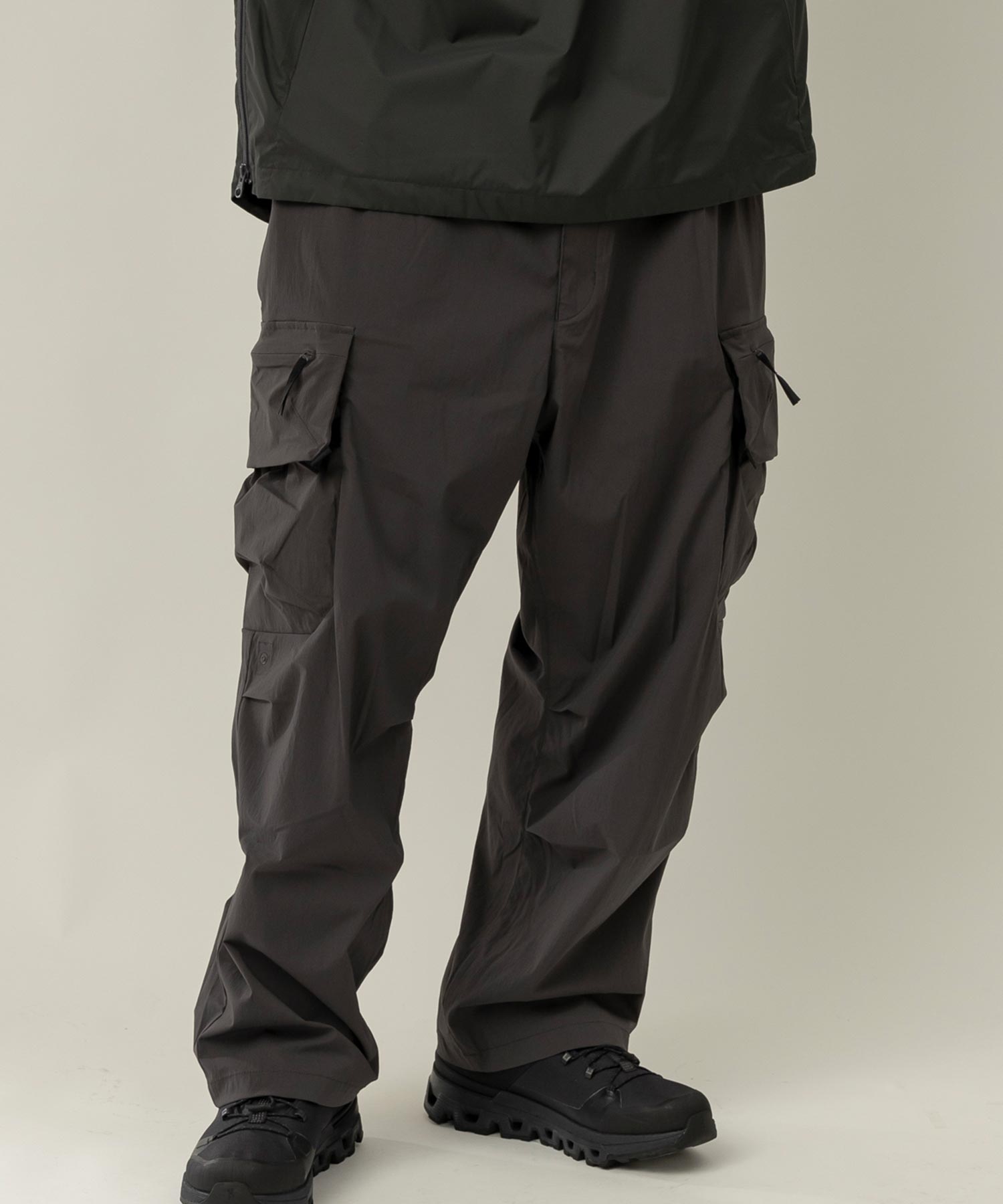 【MENS】Cargo Pants KAR カーゴパンツ 大容量ポケット ロングパンツ メンズパンツ 撥水 ザックポケット / karu-stretch taffeta II / アルクフェニックス