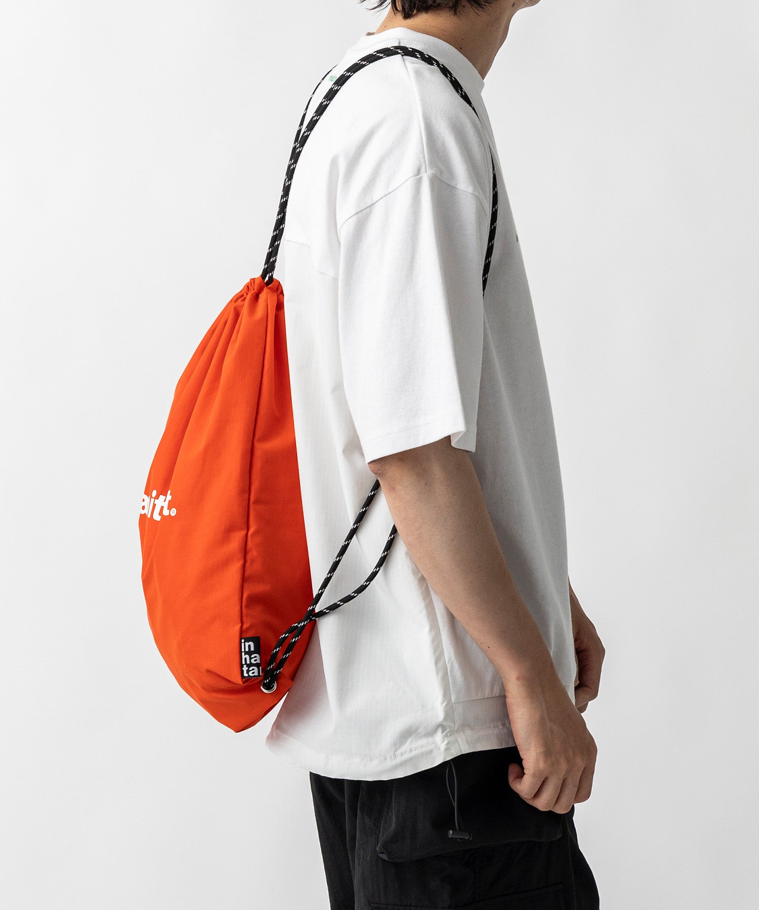 【MENS】ワンポイント ブランドロゴプリント ベーシック ナップザック /inhabitant(インハビタント)