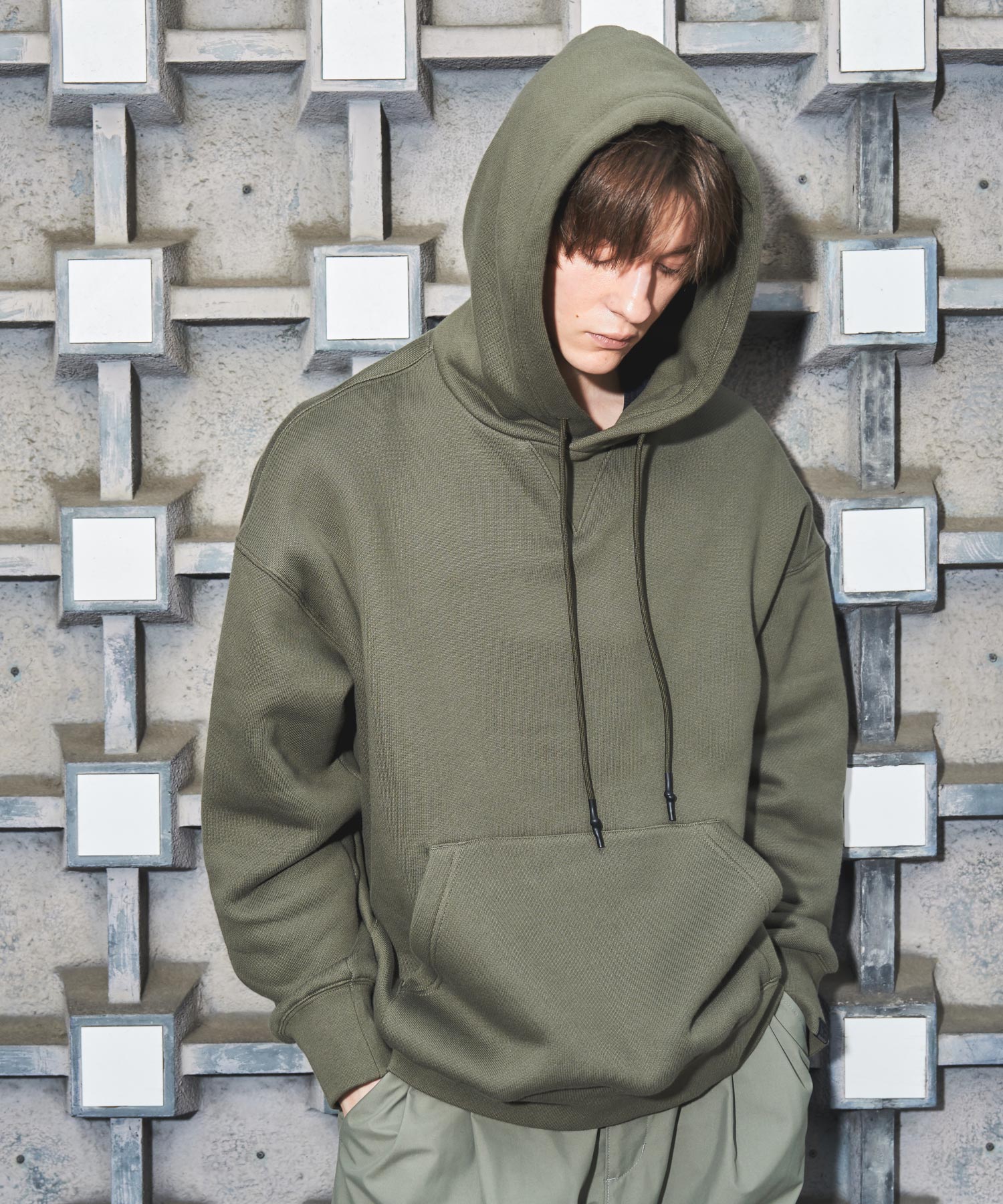 【MENS】FUNCTIONAL HEAVY WEIGHT SWEAT HOODY ヘビーウェイト スウェット フーディー 蓄熱保温 +phenix(プラスフェニックス)