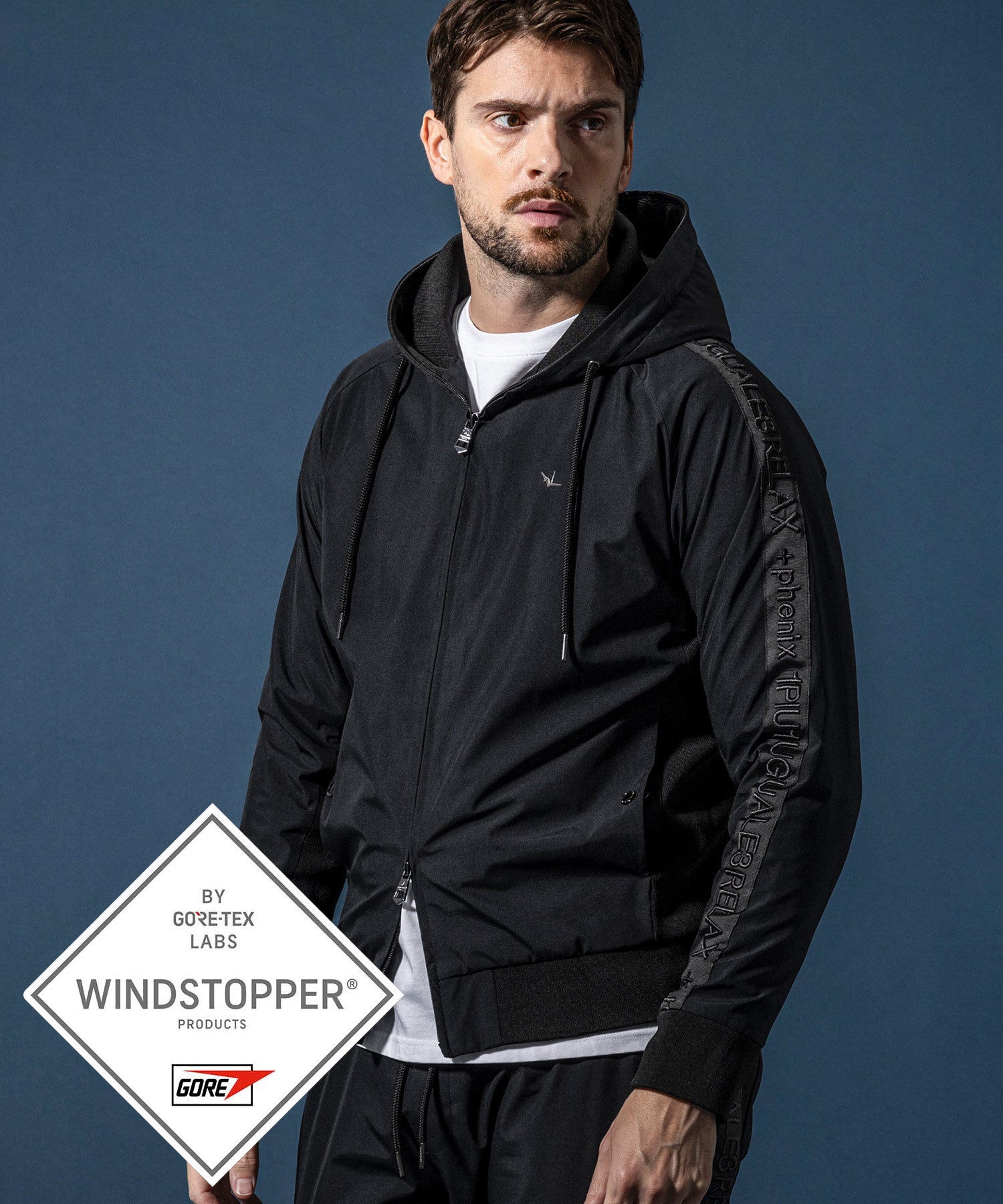 【MENS】GTX SLEEVE LOGO LINE HOODIE スリーブロゴラインフーディー / WINDSTOPPER(R) プロダクト by GORE-TEX LABS /ウィンドストッパー/ゴアテックス/1PIU1UGUALE3 RELAX × +phenix(ウノピゥウノウグァーレトレ リラックス)