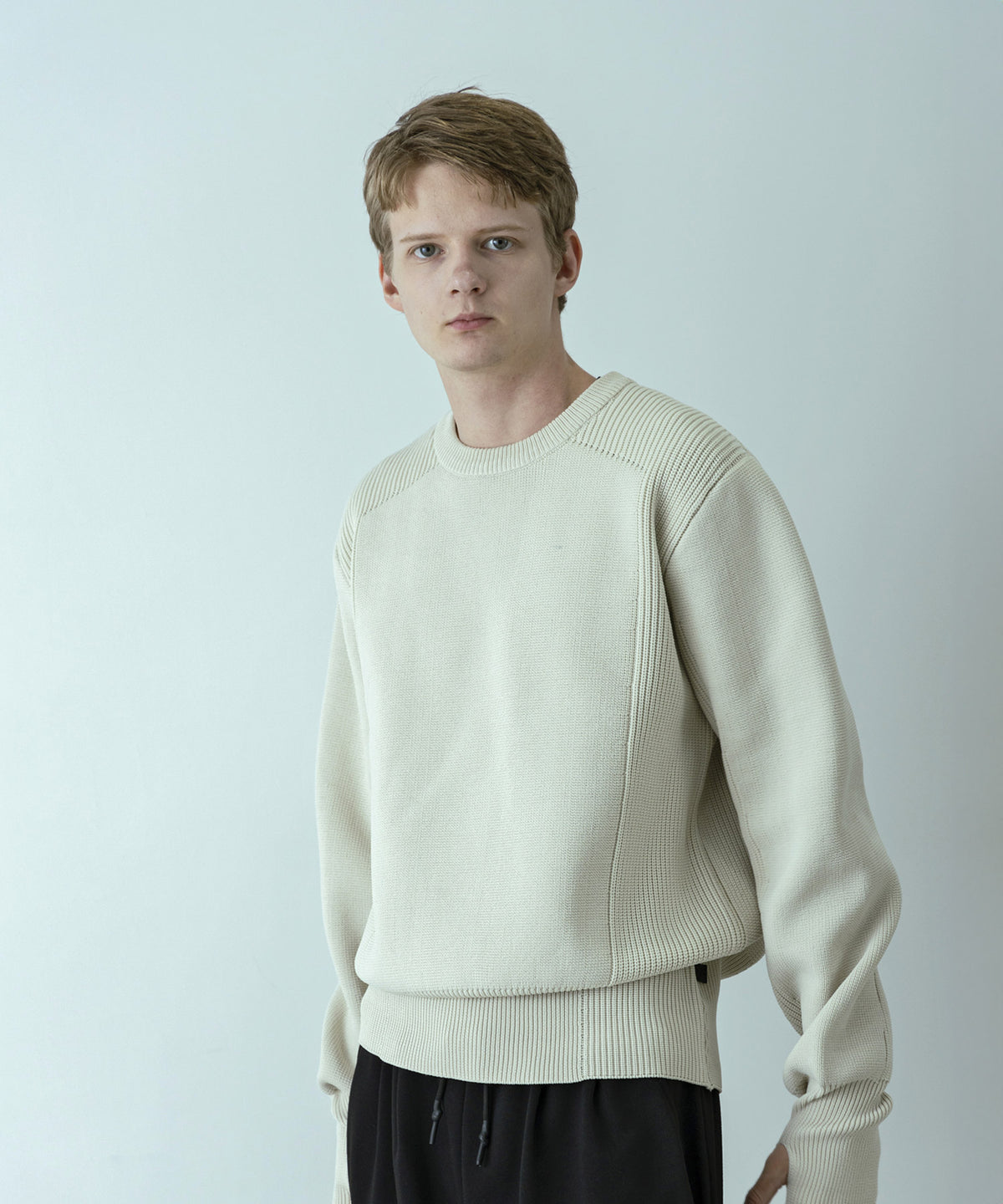 【MENS】HYBRID KNITTED LONG RIB PULL OVER ハイブリッドニット ロングリブプルオーバー / +phenix(プラスフェニックス)