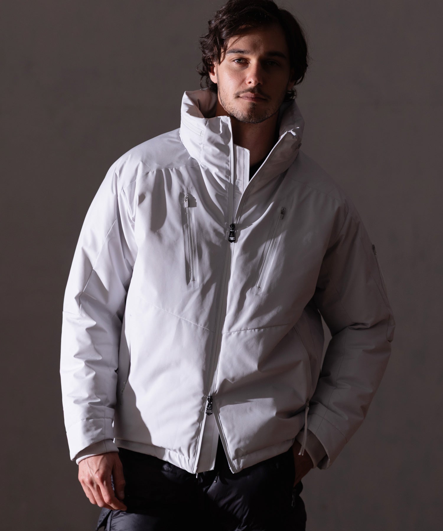 【MENS】GTX STAND DOWN JACKET スタンドダウンジャケット / WINDSTOPPER(R) プロダクト by GORE-TEX LABS /ウィンドストッパー/ゴアテックス/1PIU1UGUALE3 RELAX × +phenix(ウノピゥウノウグァーレトレ リラックス)