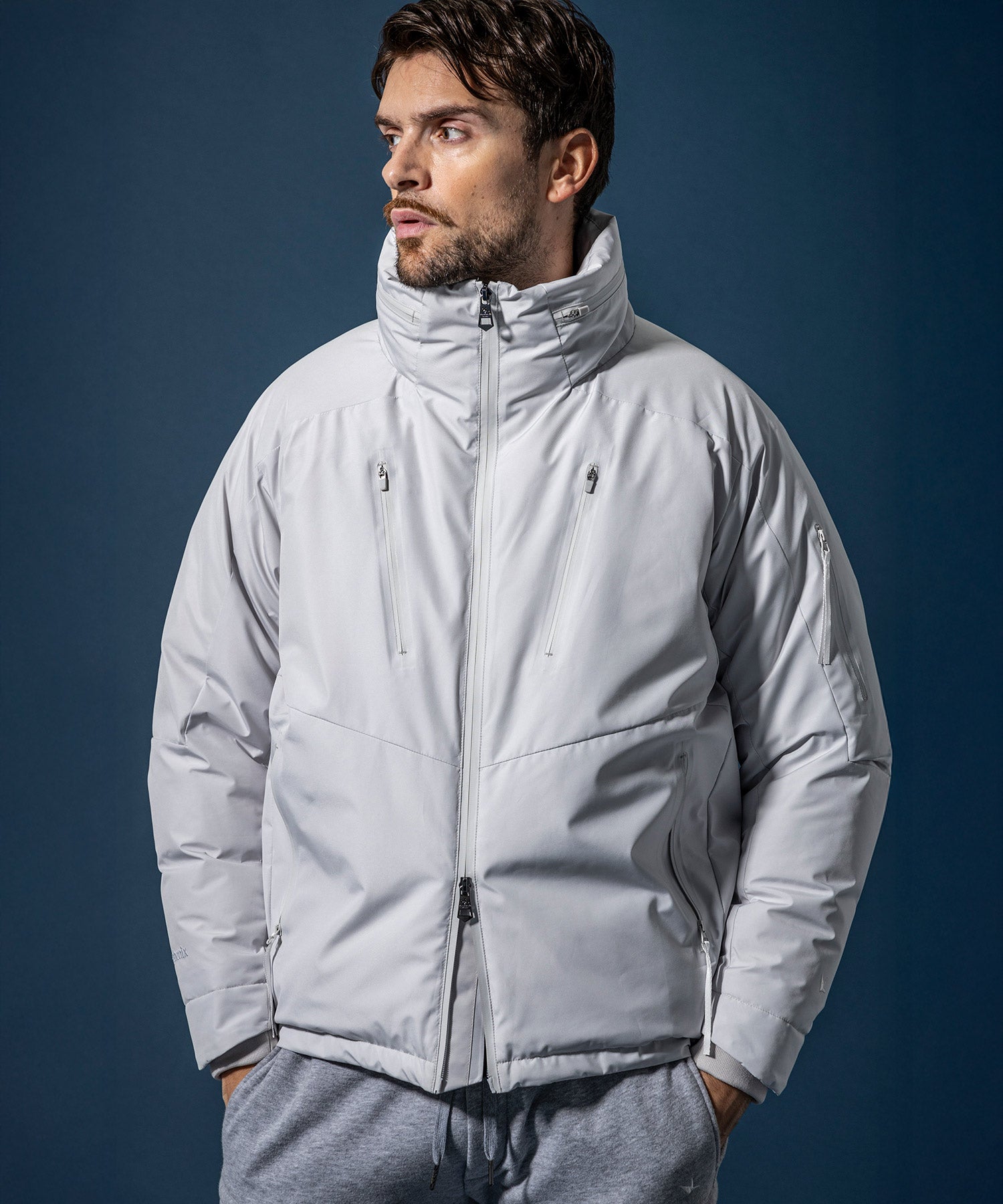 【MENS】GTX STAND DOWN JACKET スタンドダウンジャケット / WINDSTOPPER(R) プロダクト by GORE-TEX LABS /ウィンドストッパー/ゴアテックス/1PIU1UGUALE3 RELAX × +phenix(ウノピゥウノウグァーレトレ リラックス)