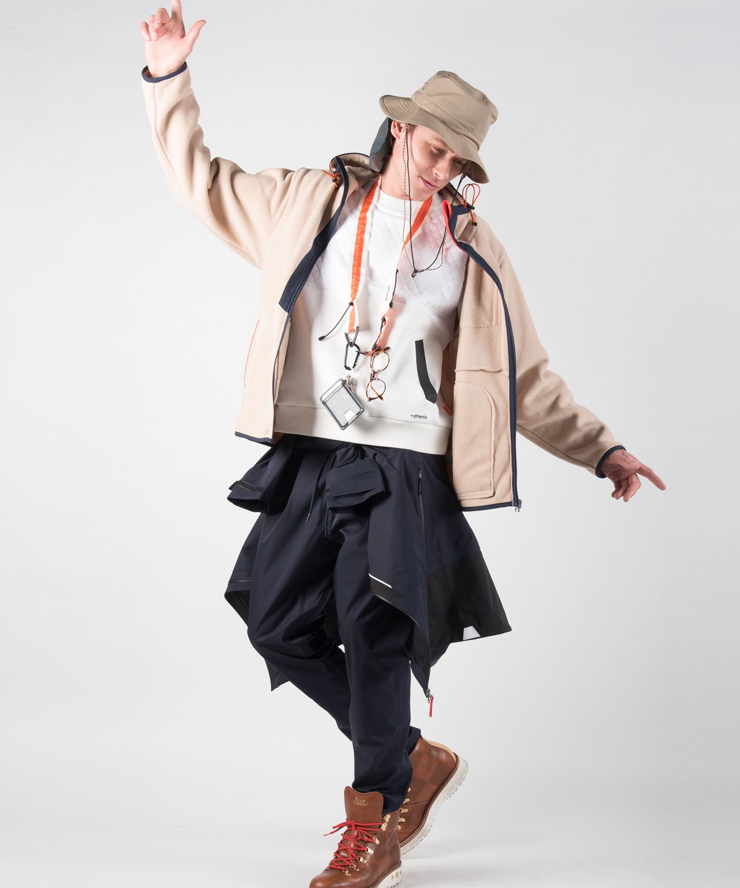 【MENS】キルトスウェットプルオーバー Quilt Sweat Pullover テックウェア アーバンアウトドア 高機能ウェア +phenix(プラスフェニックス)
