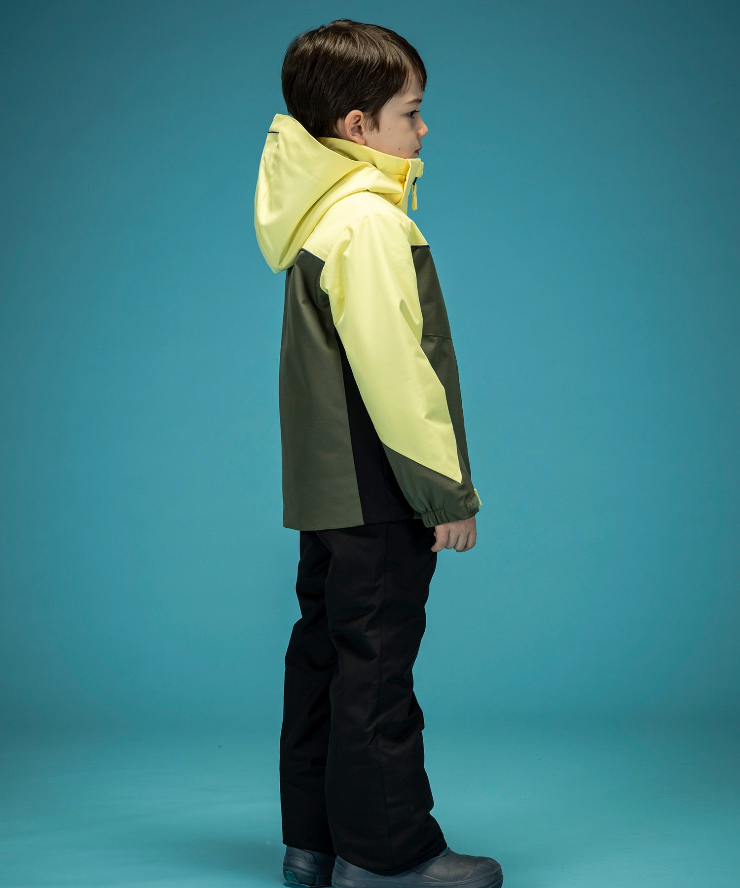 【KIDS/JUNIOR】Color Blocking Junior Two-piece ストレートラインスリーブスジュニアツーピース / JUNIOR / 子供用スキーウェア アウター上下セット / 最大20cmサイズ調整可能 /phenixスキーウェア 24AW
